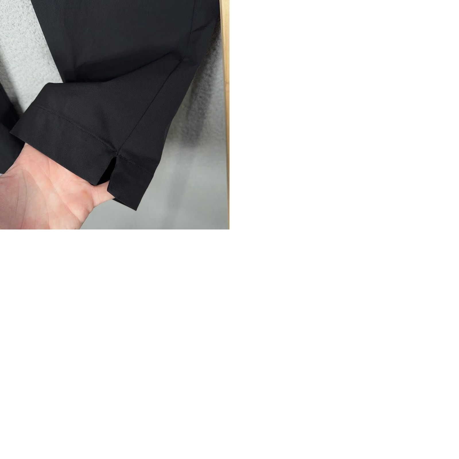 Castore Castore Pants Mens Medium 33x31 Black Performance Lightweight Stretch Golf Trousers Pants Size US 31 - 10 Thumbnail
