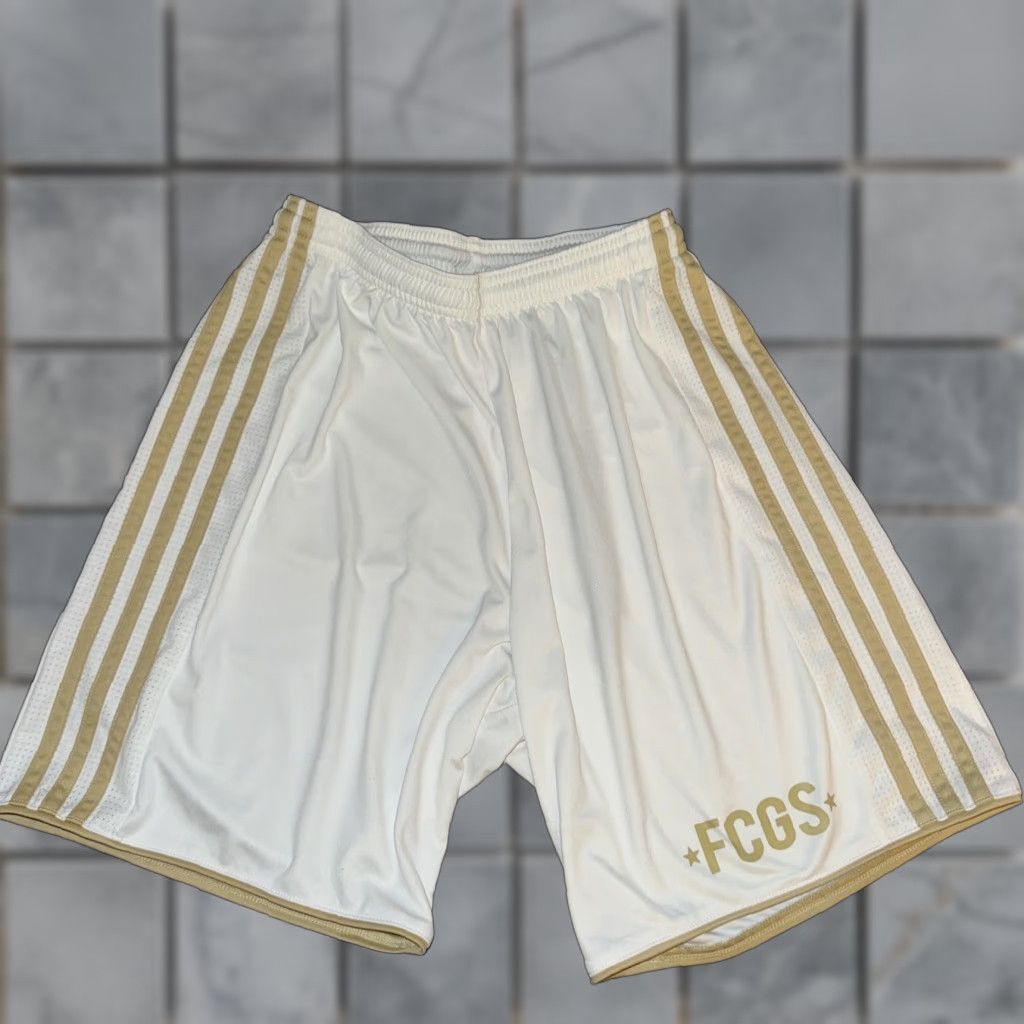 Adidas Adidas Women’s Soccer Shorts Small Size 22 White And Gold Size 28" / US 6 / IT 42 - 1 Thumbnail