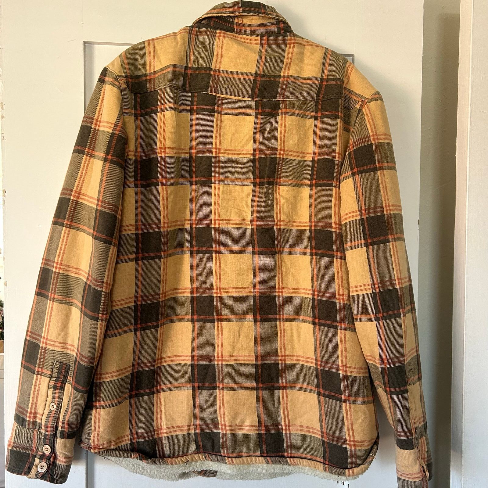 Rip Curl Men’s rip curl plaid button-down jacket with sherpa lining Size US L / EU 52-54 / 3 - 2 Thumbnail