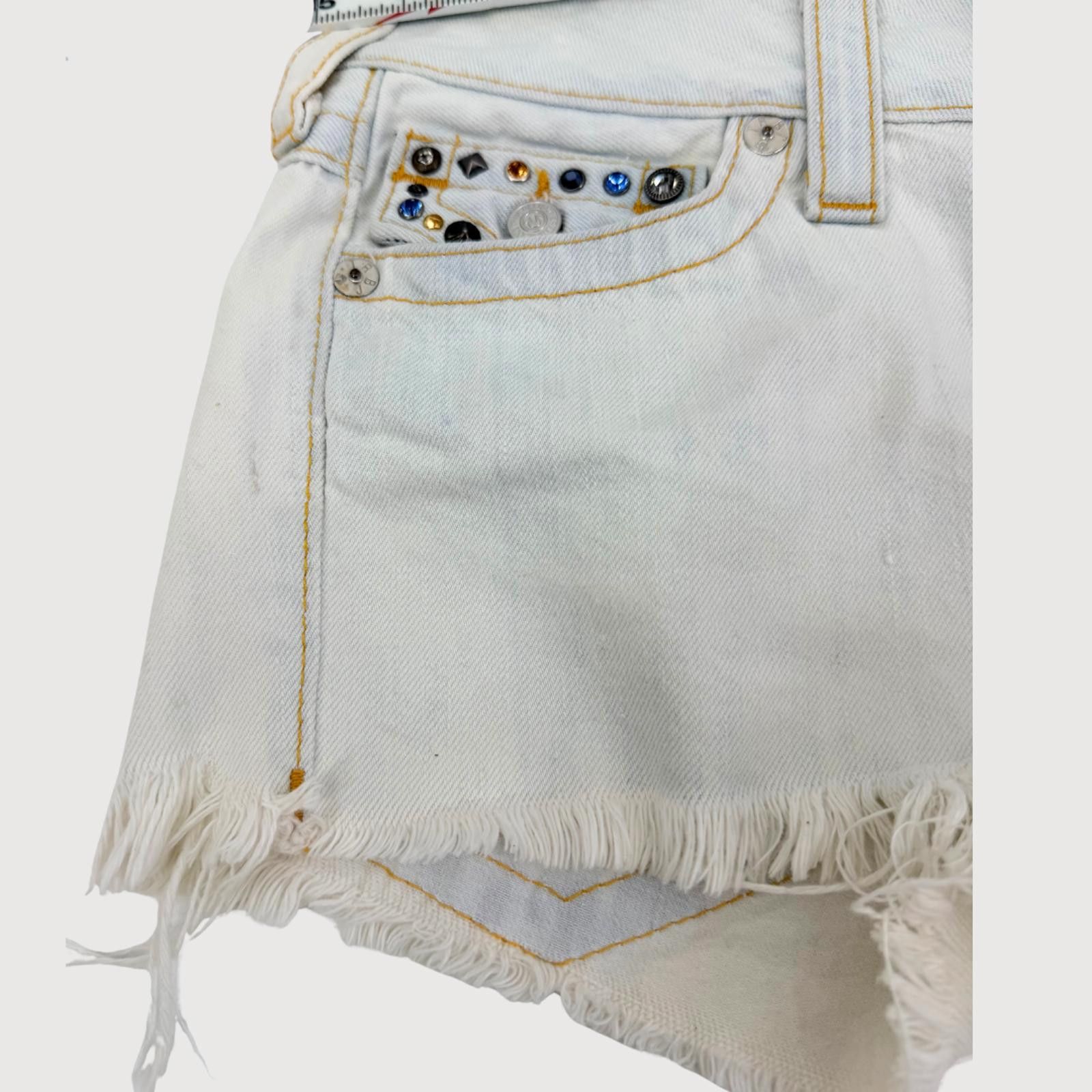 True Religion True Religion Keira Low Rise Cutoff Shorts Y2K 27 Size 27" / US 4 / IT 40 - 9 Thumbnail