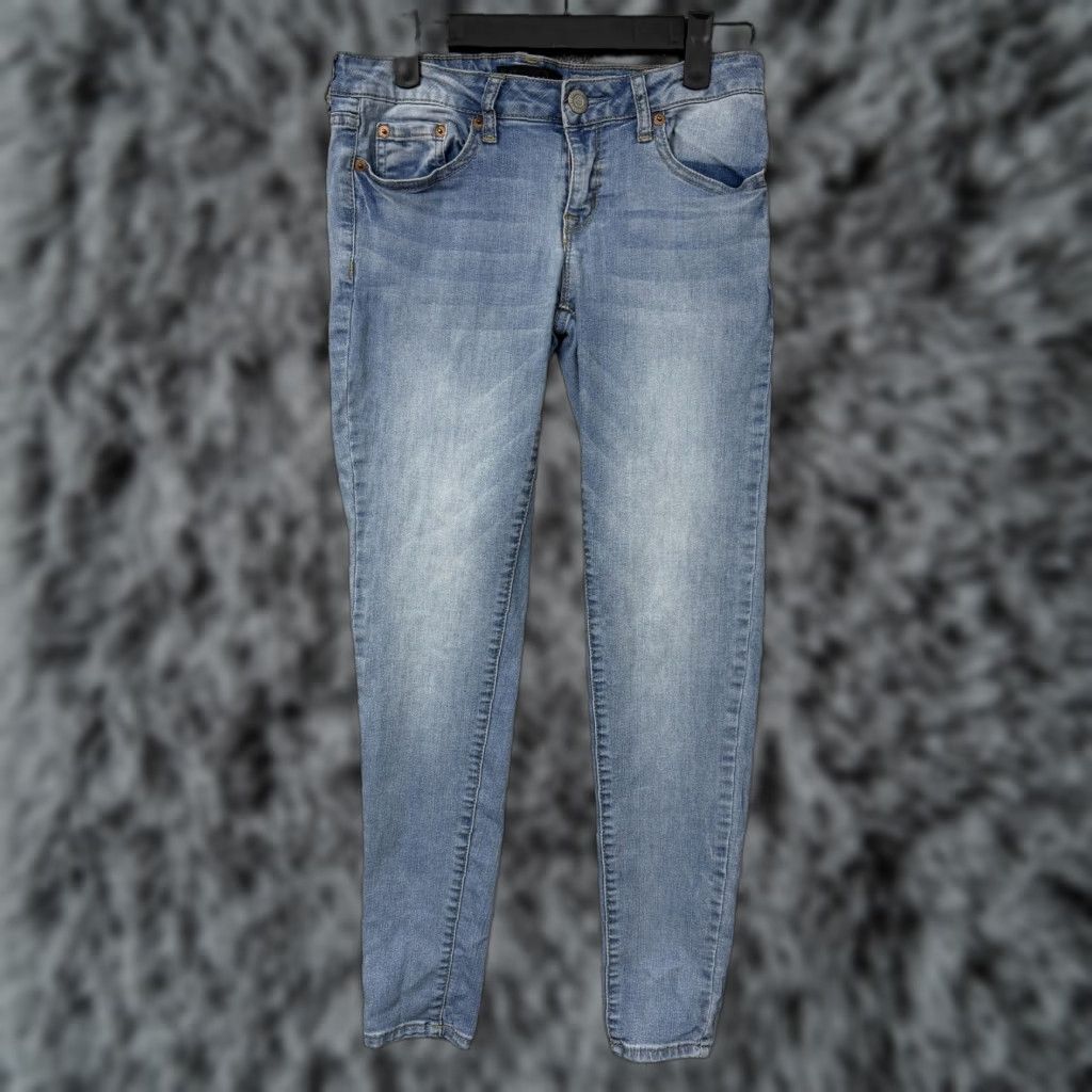 Vintage Aéropostale Jegging Womens 4 Blue Low Denim Skinny Stretch 5-Pocket Zipper Button Inseam 27 Rise 7 Regular Spring Vintage No Men/Women Size 27" / US 4 / IT 40 - 1 Thumbnail