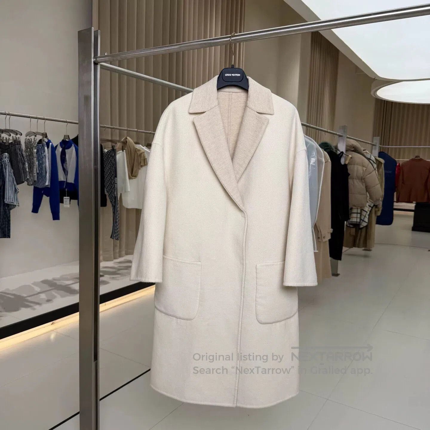Loro Piana oatmeal reversible cashmere coat size 38. Size US M / EU 48-50 / 2 - 1 Thumbnail
