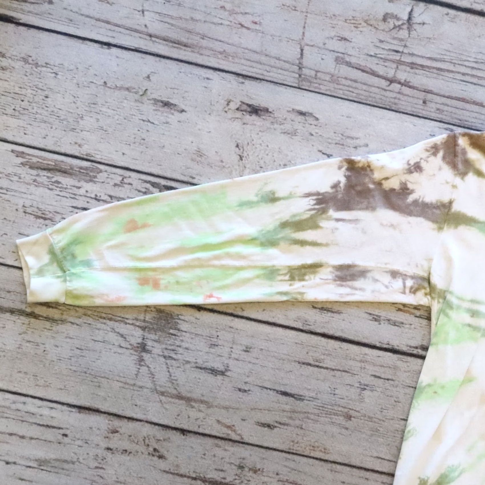 Online Ceramics Online Ceramics Jerry Garcia Tye Dye Long Sleeve Tee XXL T-Shirt Men White Size US XXL / EU 58 / 5 - 4 Thumbnail