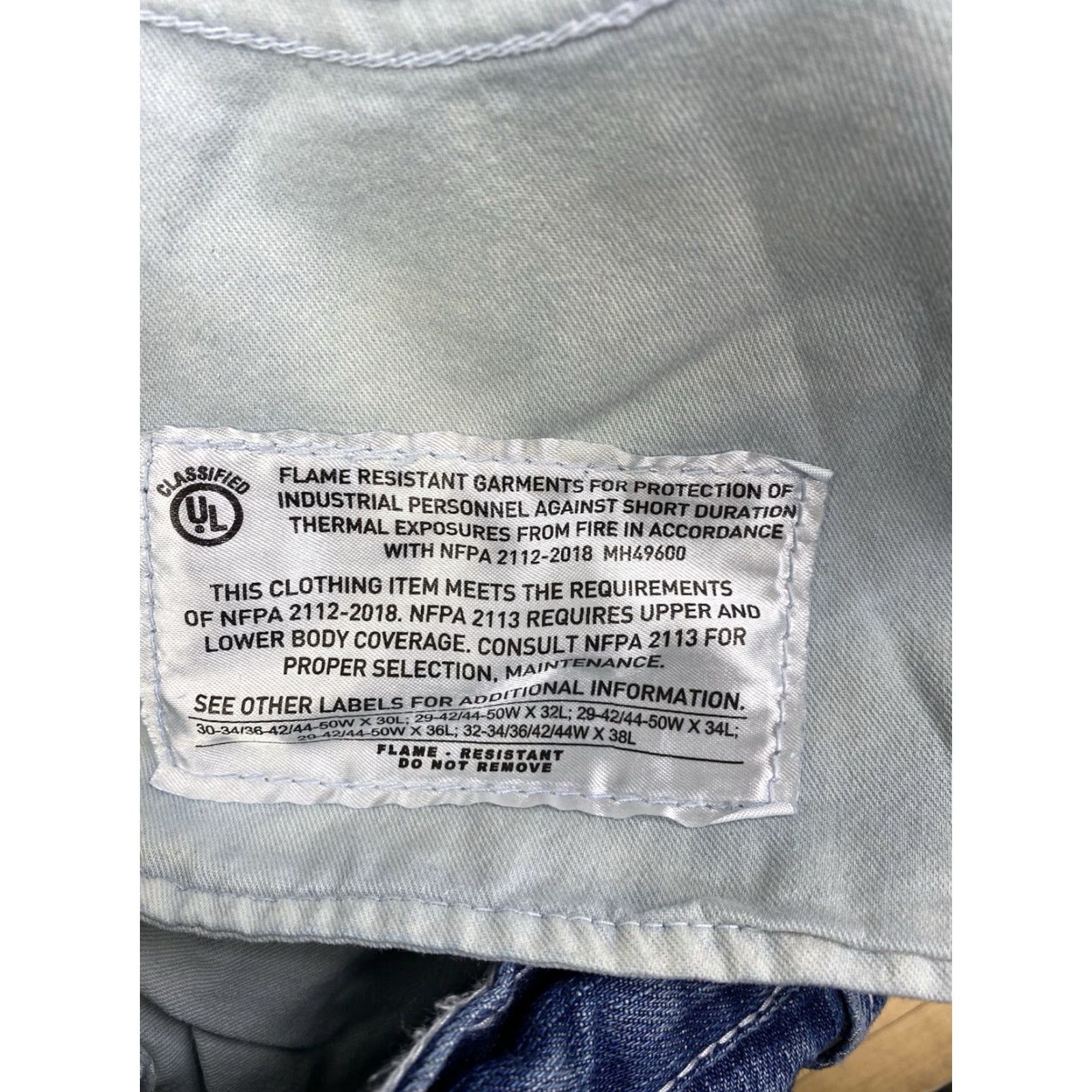 Ariat Ariat Denim Short Shorts Mens 30 Cut Off Relaxed 5-Pocket Flat Front Raw Hem Casual Blue Vintage No M4 9777 Size US 30 / EU 46 - 4 Thumbnail