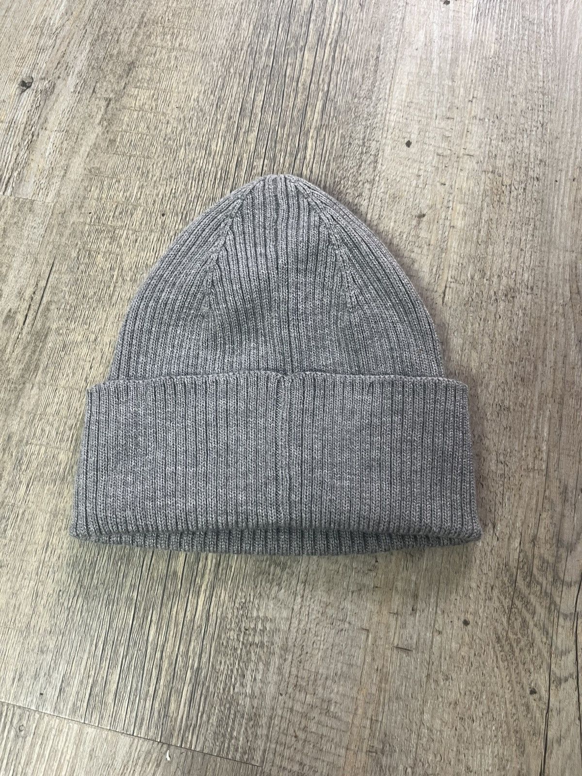 Givenchy Givenchy Light Grey Wool 4G logo Beanie Size ONE SIZE - 2 Thumbnail