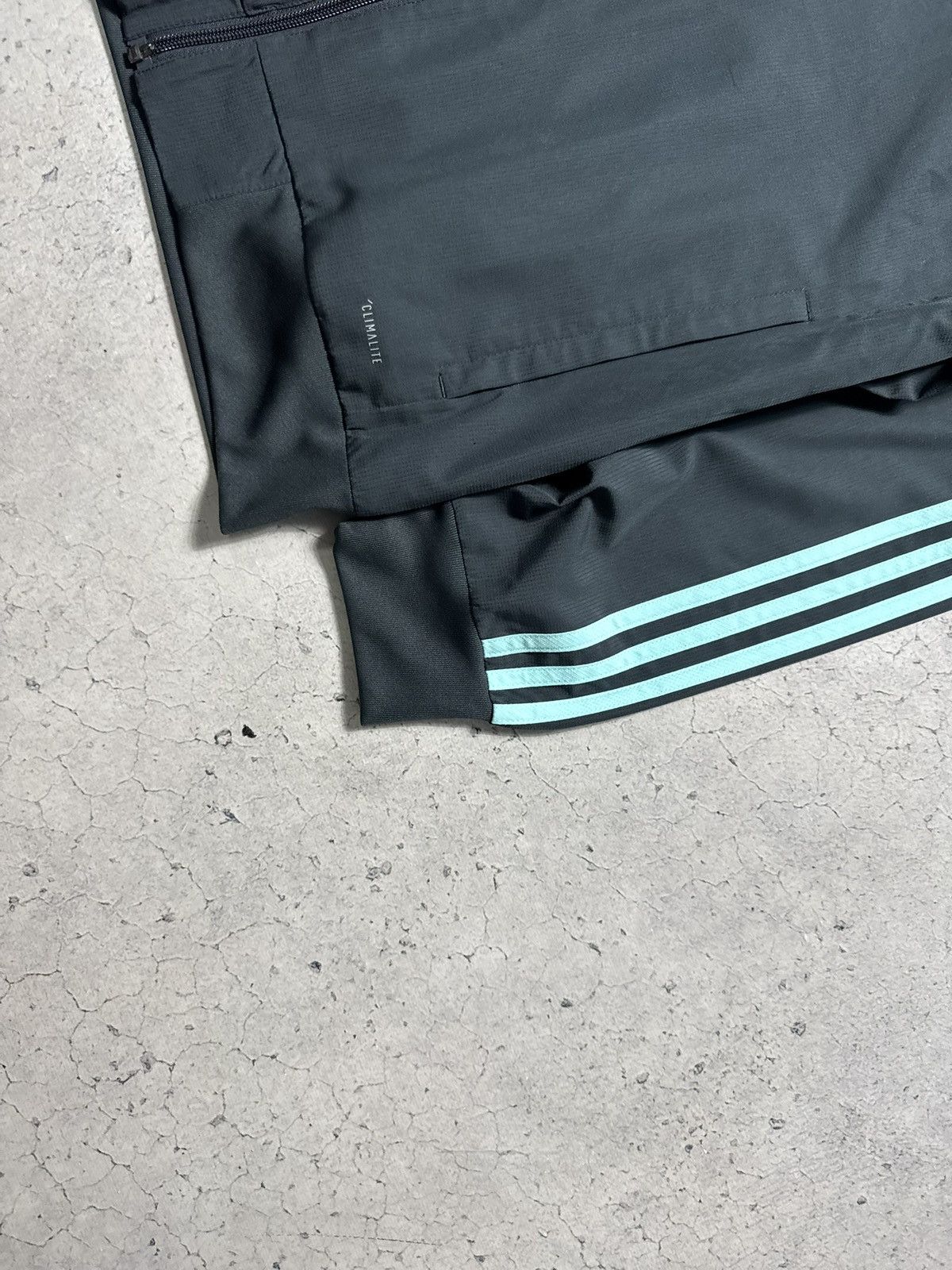 Adidas Adidas FC Juventus Nylon Track Suit Jacket & Pants Football Size US S / EU 44-46 / 1 - 4 Thumbnail