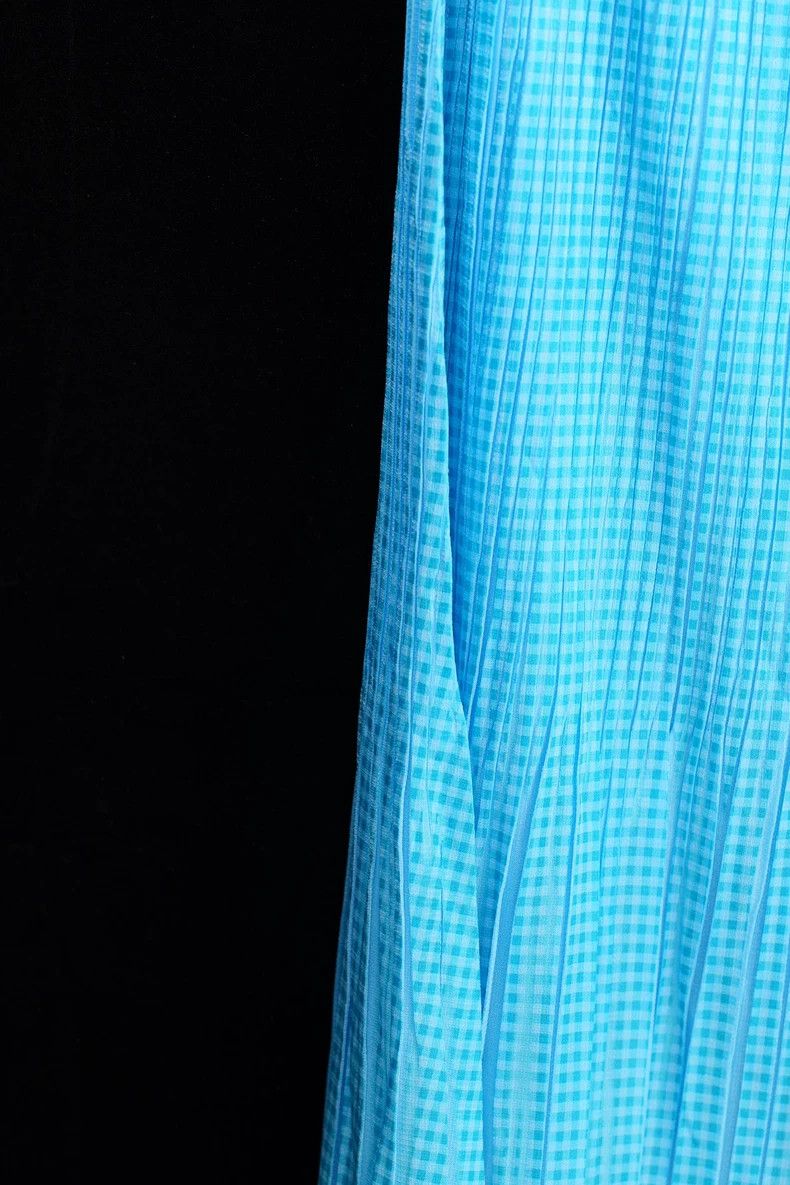 Issey Miyake Issey Miyake size:1 Blue pleated skirt Size 42" / US 20 - 2 Thumbnail