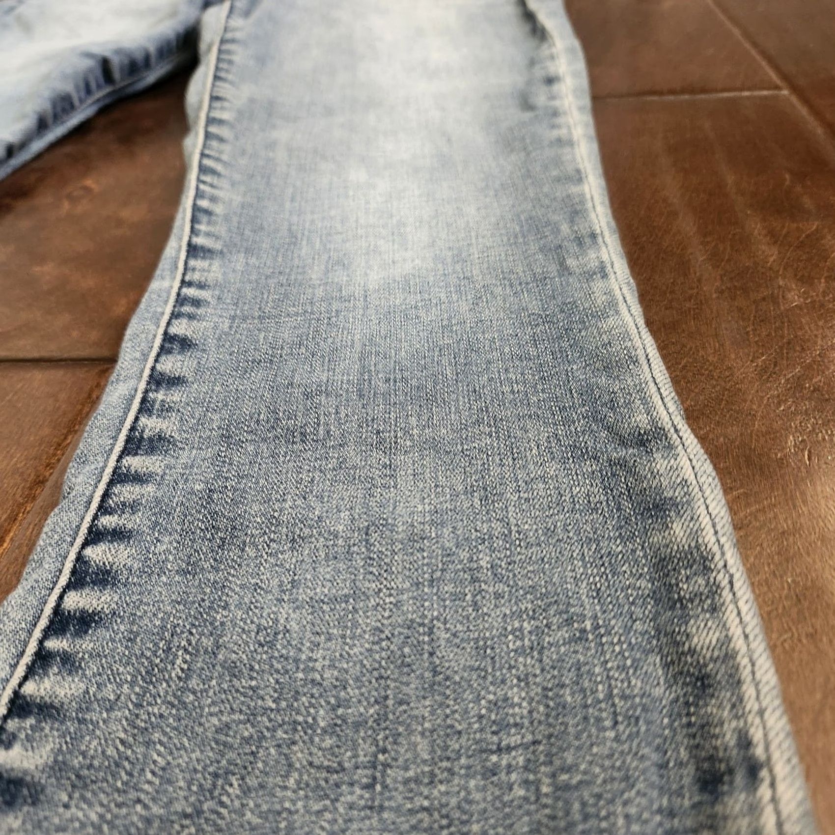 Abercrombie & Fitch Abercrombie & Fitch Jeans Womens 27 Slim Ankle Frayed Hem Blue Denim/Cotton Blend Zip Button Regular Size Type XS? Size 27" / US 4 / IT 40 - 6 Thumbnail