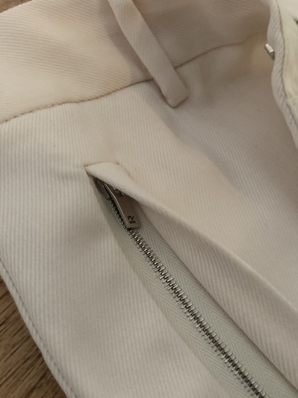 Represent Clo. Ivory Colored Minimalist Pants Size US 32 / EU 48 - 4 Thumbnail