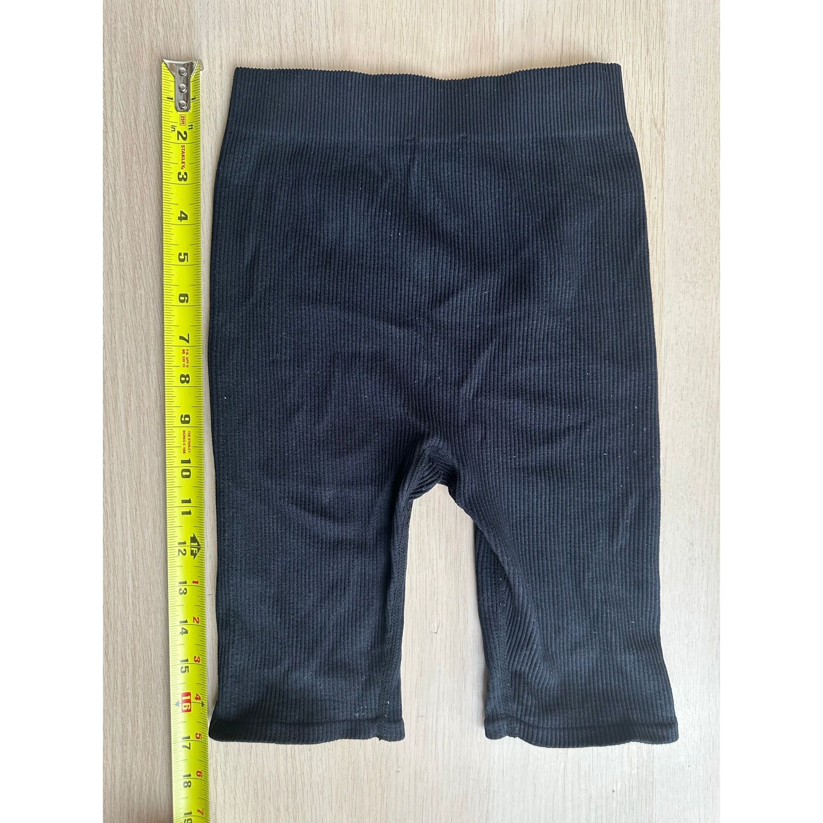 Zara Zara Black Ribbed Biker Short - Size XS - Mint Size 26" / US 2 / IT 38 - 6 Thumbnail