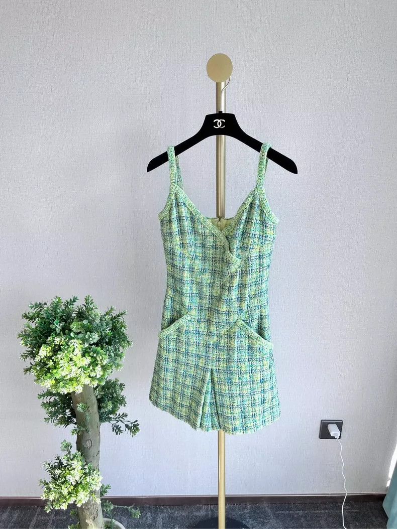 Chanel Chanel Green Yellow Plaid Knit Sling Jumpsuit - dmc Size US 30 / EU 46 - 1 Thumbnail