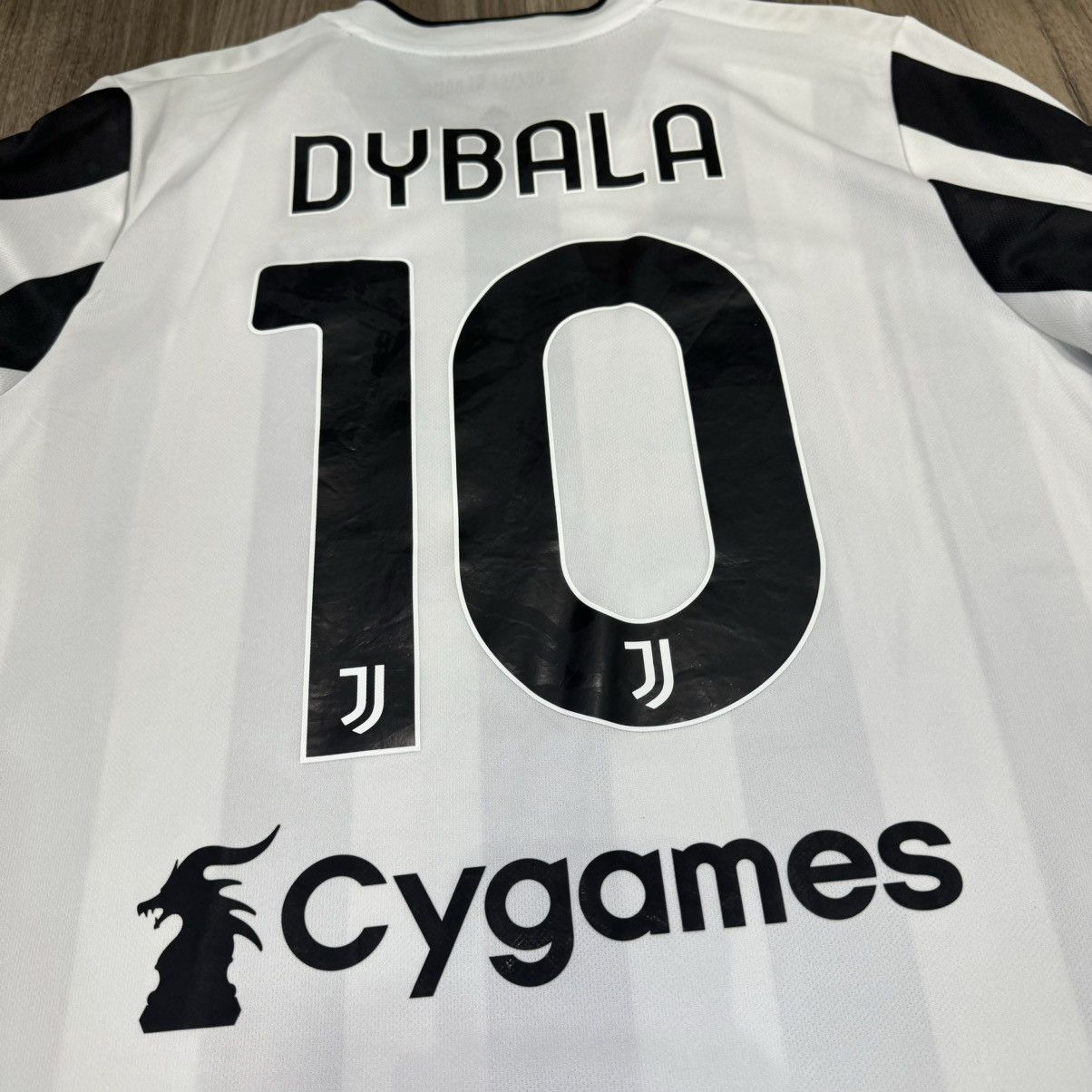 Adidas Juventus 21/22 home shirt #10 Dybala Size US XL / EU 56 / 4 - 4 Thumbnail