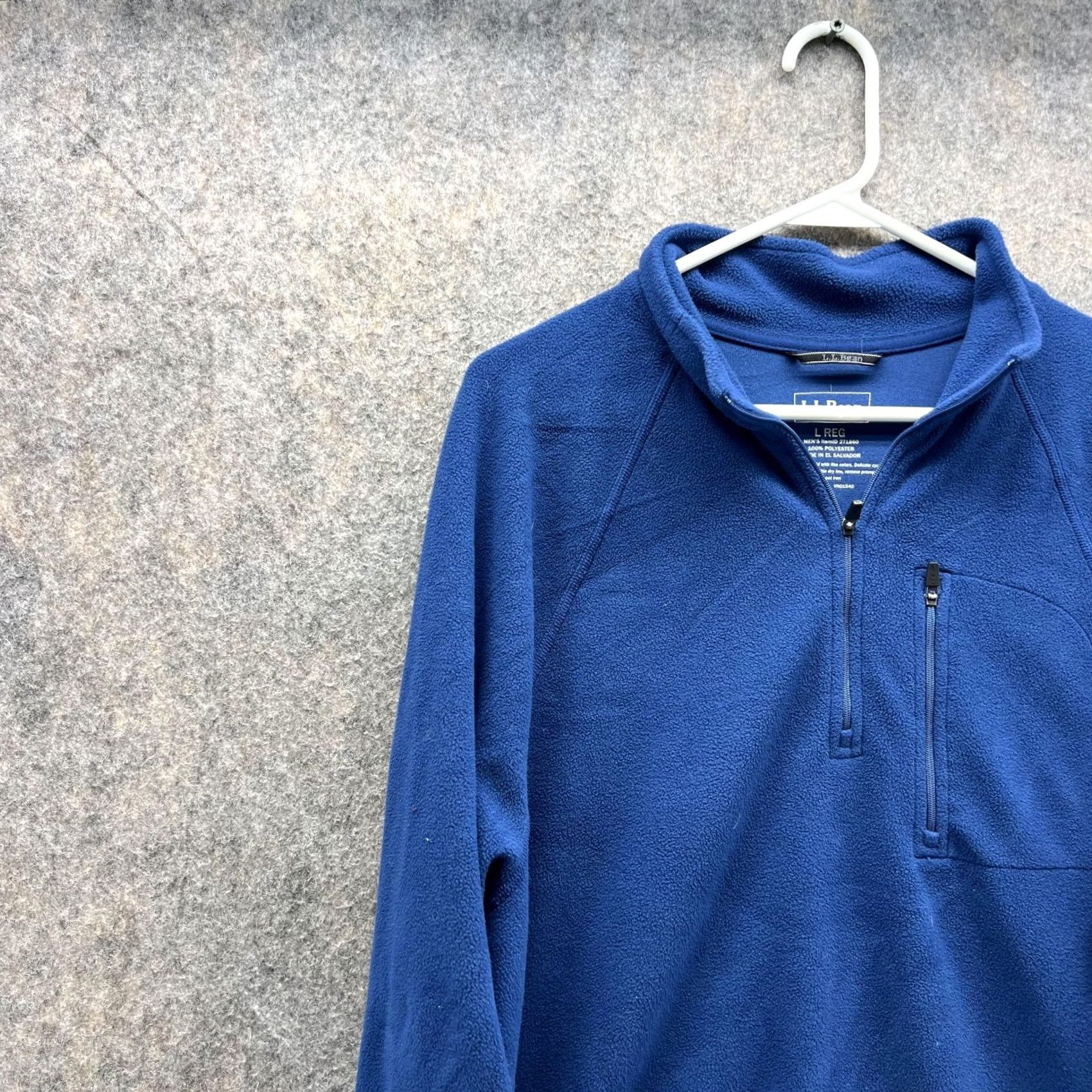 Vintage LL Bean Sweater Men Large Adult Blue 1/4 Zip Sweatshirt Polyester Fleece Mock Neck Long Sleeve Pullover 1/4 Zip Logo Vintage No N/A Size US L / EU 52-54 / 3 - 3 Thumbnail