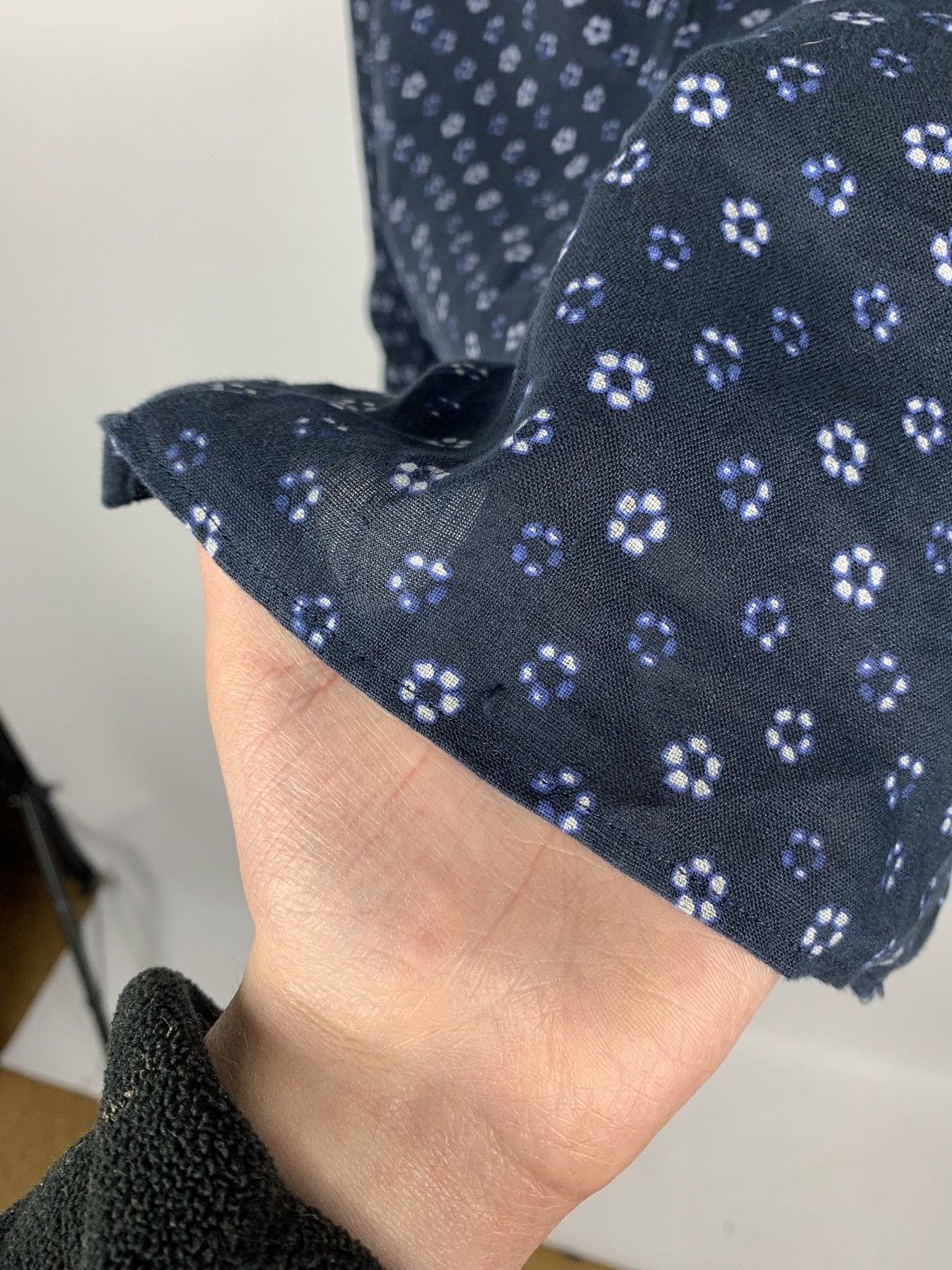The Kooples The Kooples Linen Shirt Fitted Floral Pattern Men Size Small Size US S / EU 44-46 / 1 - 10 Thumbnail