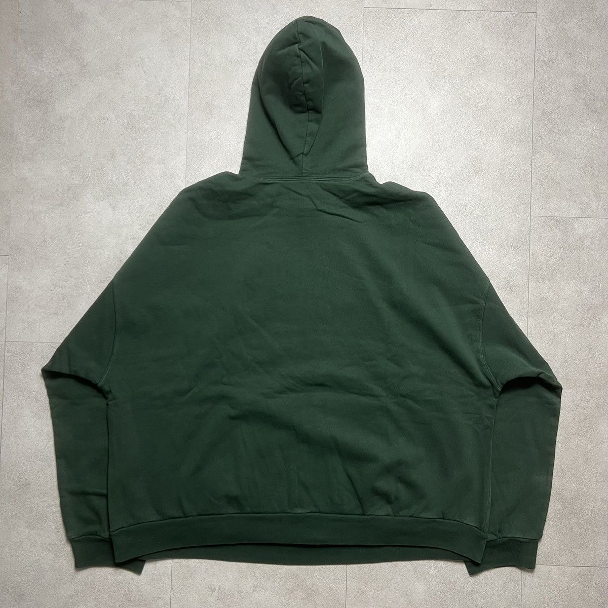 直営店*BALENCIAGA*CITIES PARISフーディ 直営店☆BALENCIAGA☆ CITIES PARIS ワイドフィット フーディ