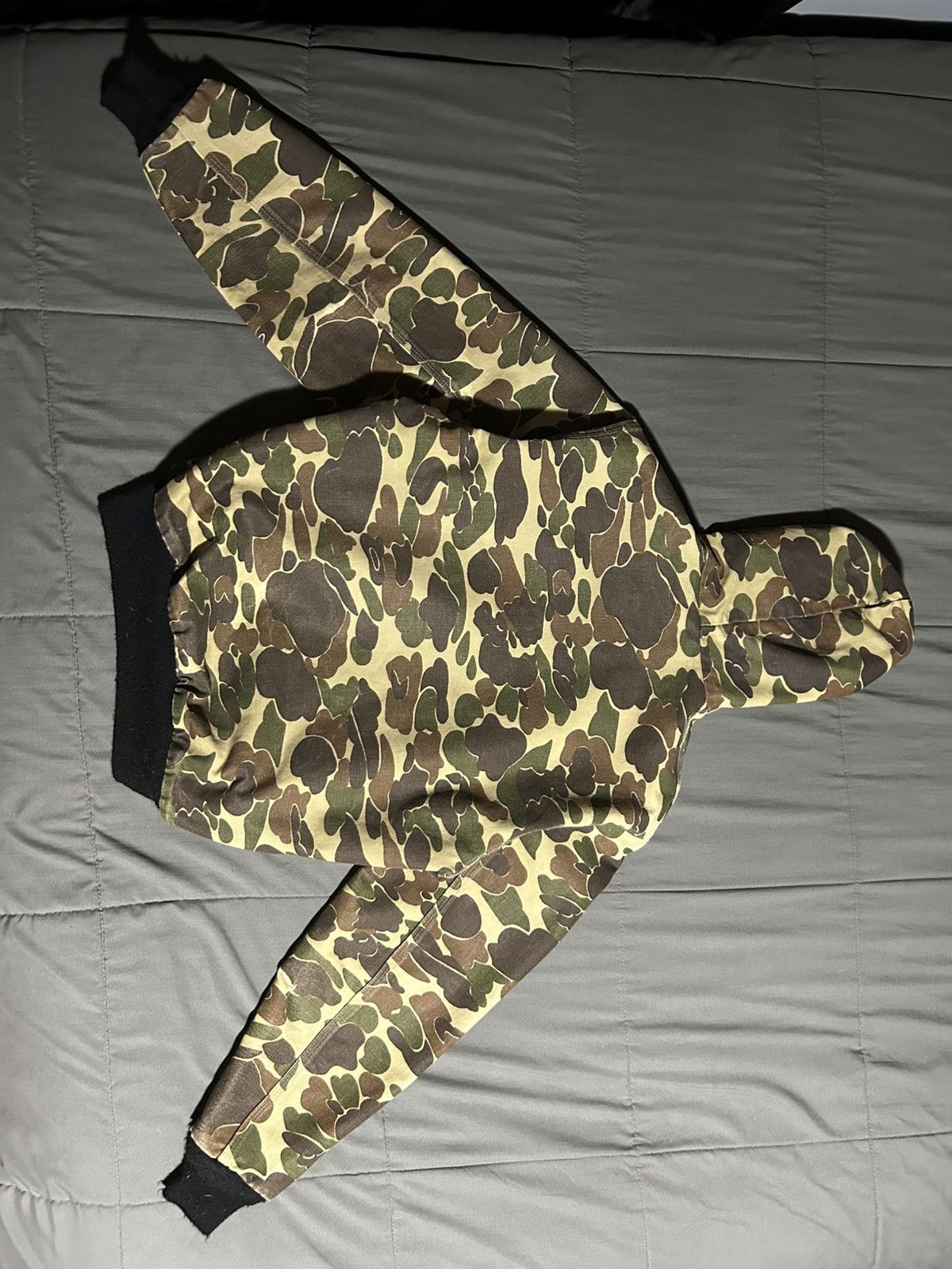 Rare Vintage 80s Carhartt Duck Camo Hooded Jacket