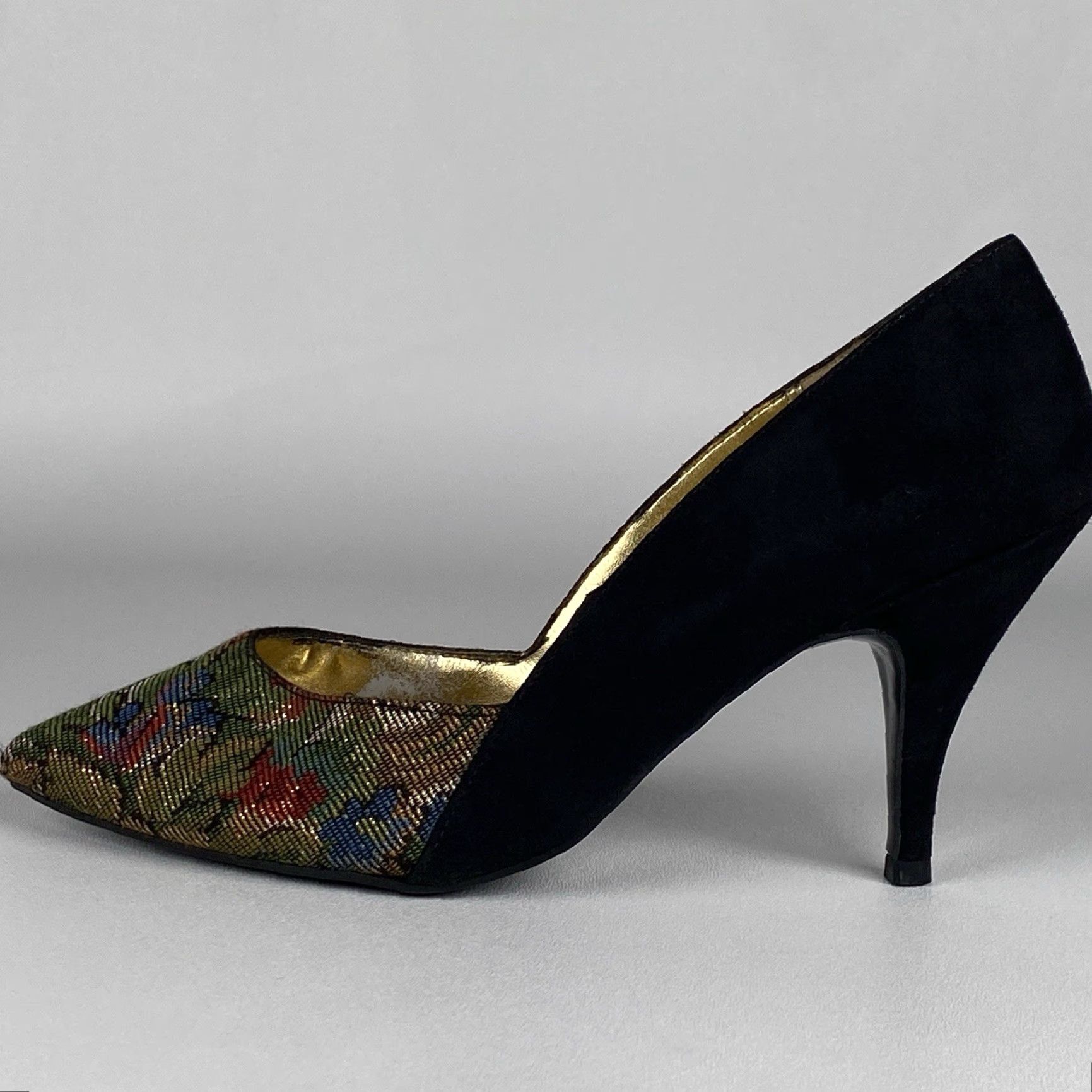 Vintage Vintage 1960s Mademoiselle Tapestry Heels Leather Size 6.5 B Women's Shoes Size US 7 / IT 37 - 5 Thumbnail