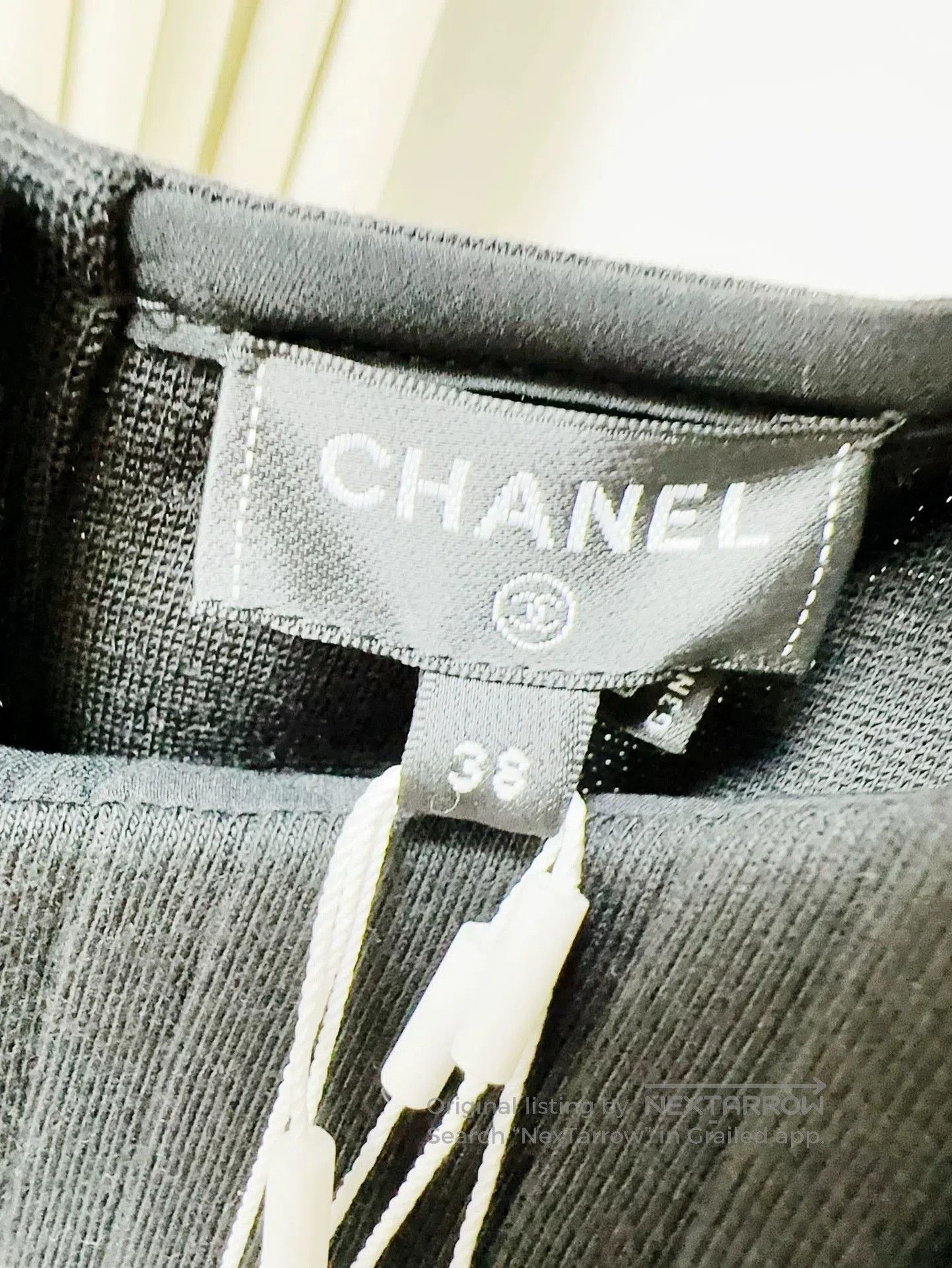 Chanel Chanel 22A Pearl CC Logo Sleeveless Top. Size US M / EU 48-50 / 2 - 5 Thumbnail