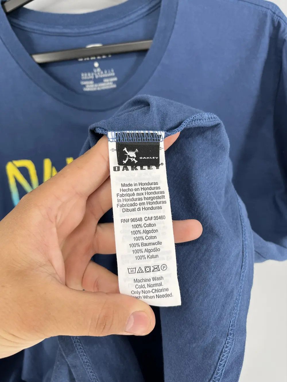 Oakley Vintage 90s Oakley Software Big Logo T-shirts Outdoor Life Size US L / EU 52-54 / 3 - 9 Thumbnail