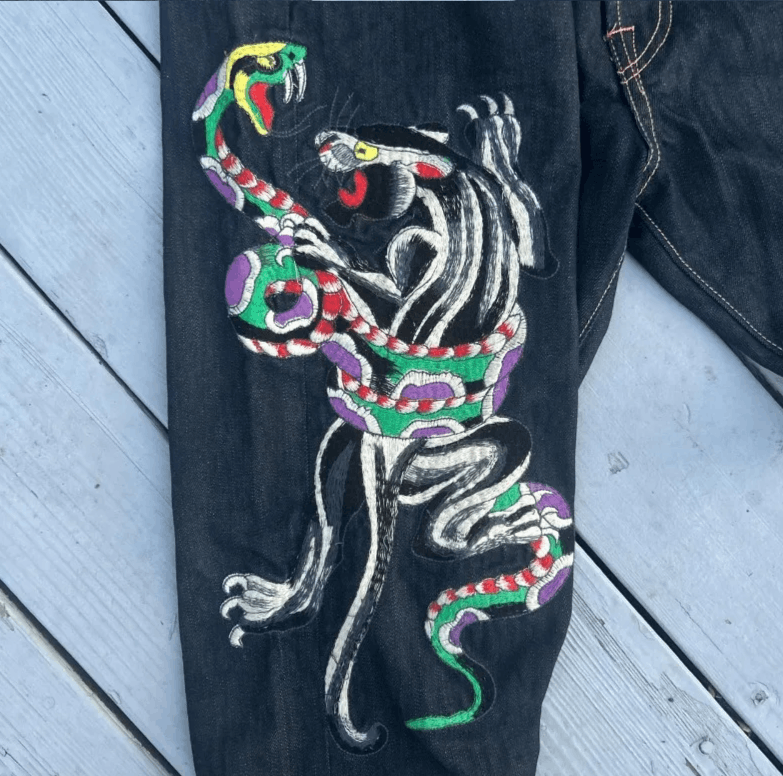 Japanese Brand American Fashion Oversize Pattern Embroidered Baggy Jeans Size US 32 / EU 48 - 4 Thumbnail