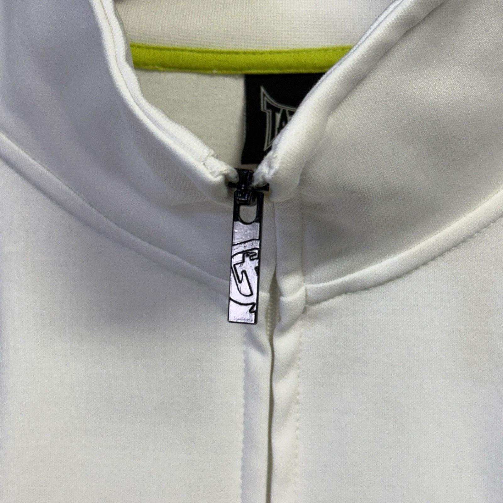 Tapout Tapout Jacket Mens 2XL White Full Zip Athletic Gym Workout Size US XXL / EU 58 / 5 - 7 Thumbnail