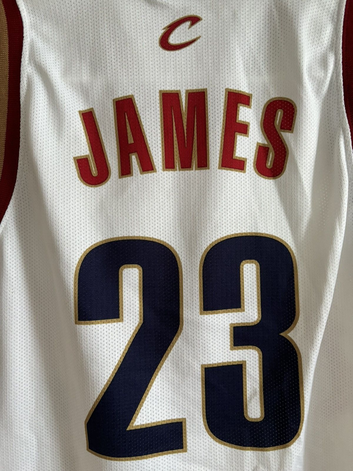 Champion × NBA × Vintage 2006 Cleveland Cavaliers Lebron James Home Jersey #23 Size US S / EU 44-46 / 1 - 7 Thumbnail