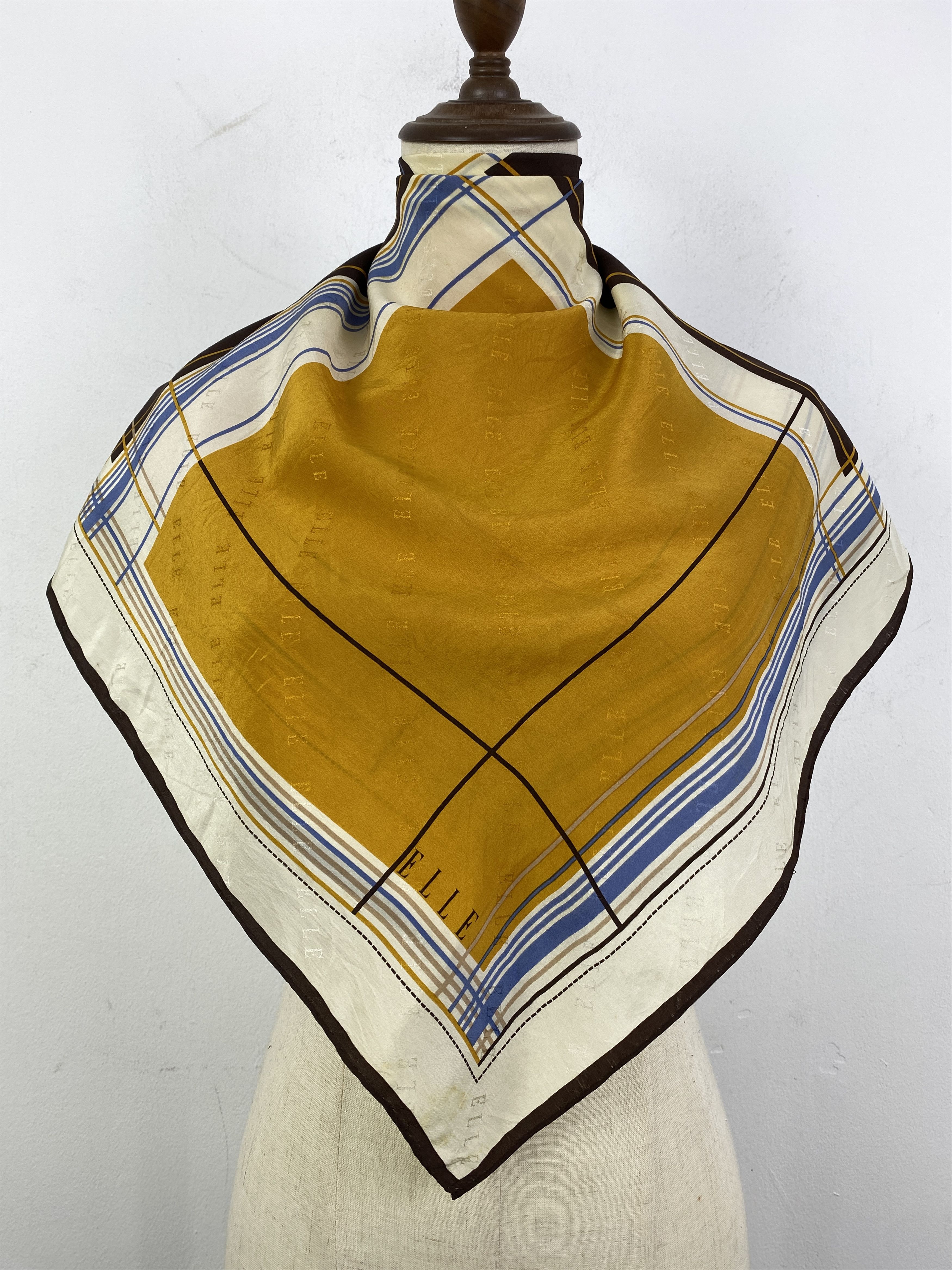 Vintage Vintage Elle Silk Shawl / Silk Scarf SN0246 Size ONE SIZE - 1 Thumbnail
