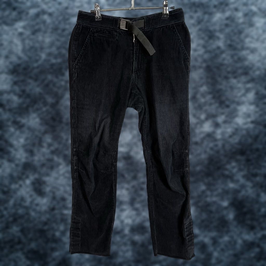 Vintage General Research Corduroy Pants Men Adult 29 x 26 Belted Black 90s Vintage Chino Flat Front Mens Size US 29 - 1 Thumbnail