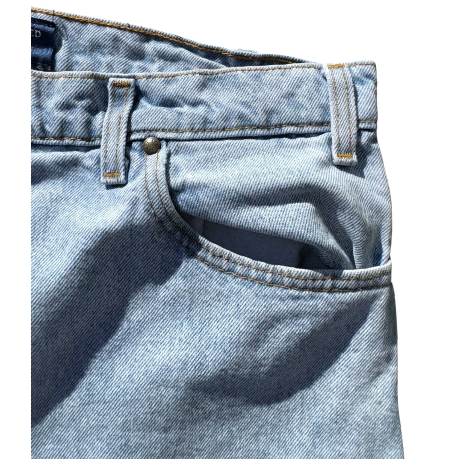 Levi's VINTAGE Levi's 540 Jeans Sz 34x36 RARE blue straight Mens 1990s Copper Tab Jeans 34 36 Size US 34 / EU 50 - 4 Thumbnail