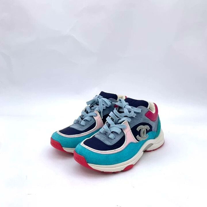 Chanel Chanel Logo Sneakers Size 37 Size US 6 / IT 36 - 1 Thumbnail