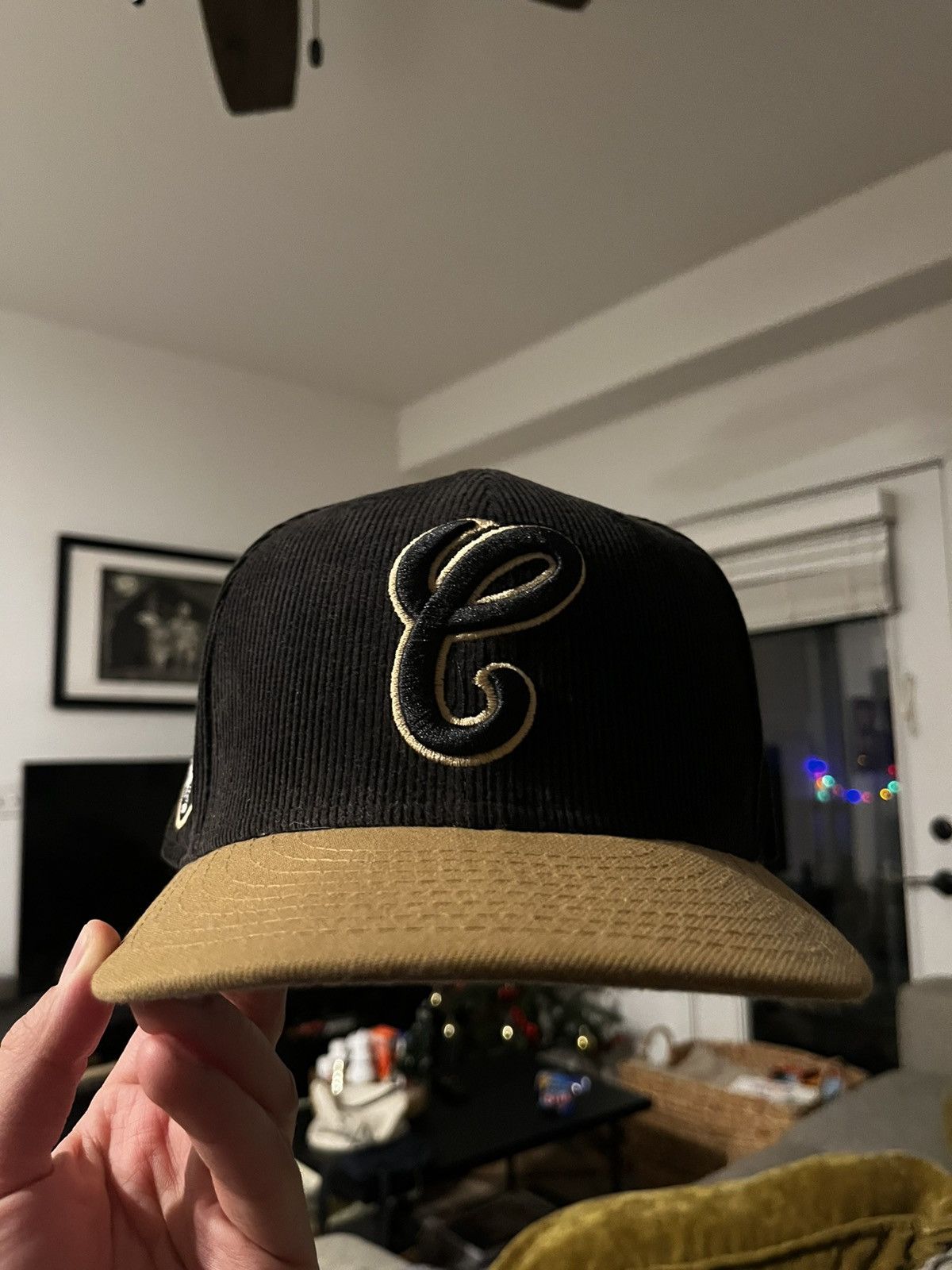 New Era White Sox Corduroy New Era Fitted 7 3/8 Size ONE SIZE - 2 Thumbnail