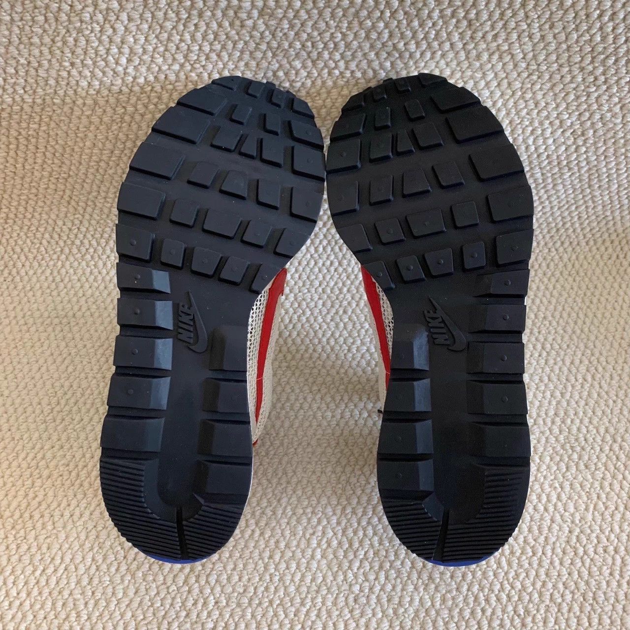 Nike Clearance Sale! Sacai x Nike VaporWaffleLow-top Sport Shoes, Size US 12.5 / EU 45-46 - 8 Thumbnail