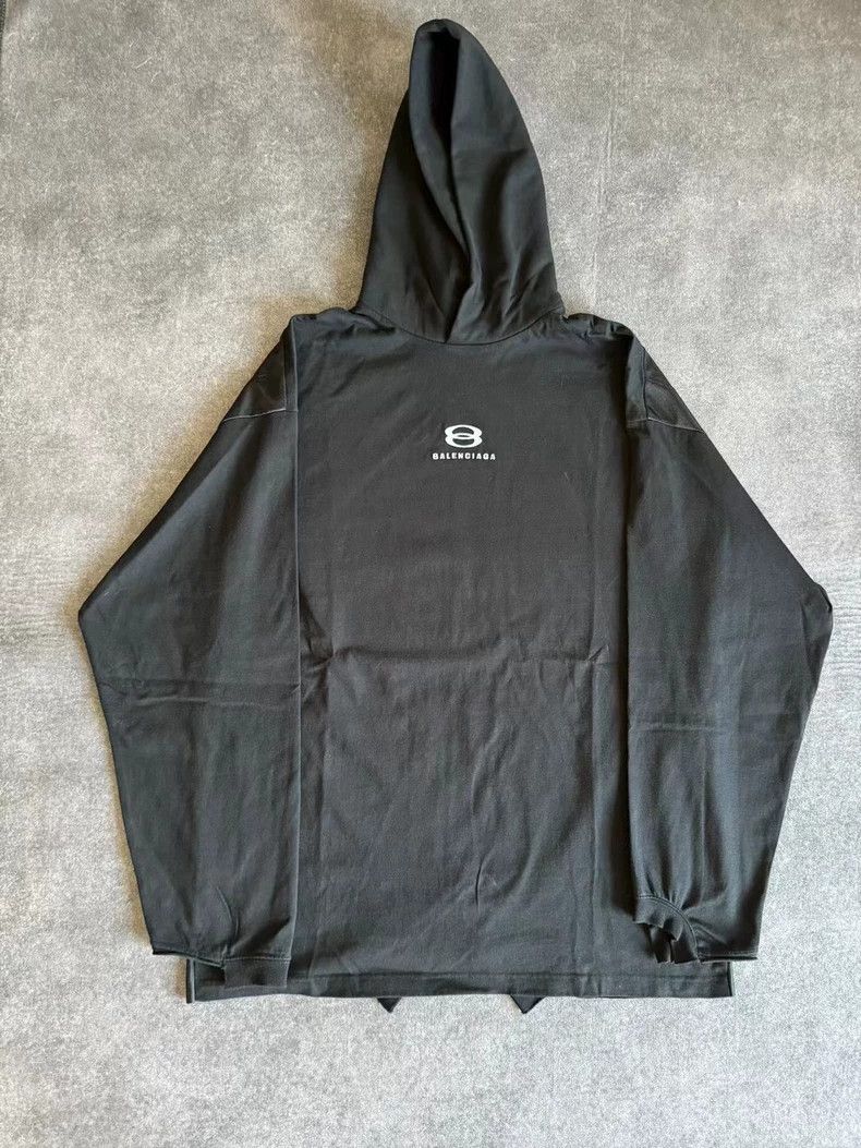 Balenciaga Balenciaga Manchester United spliced ski jerseys and sweat Size US M / EU 48-50 / 2 - 1 Thumbnail