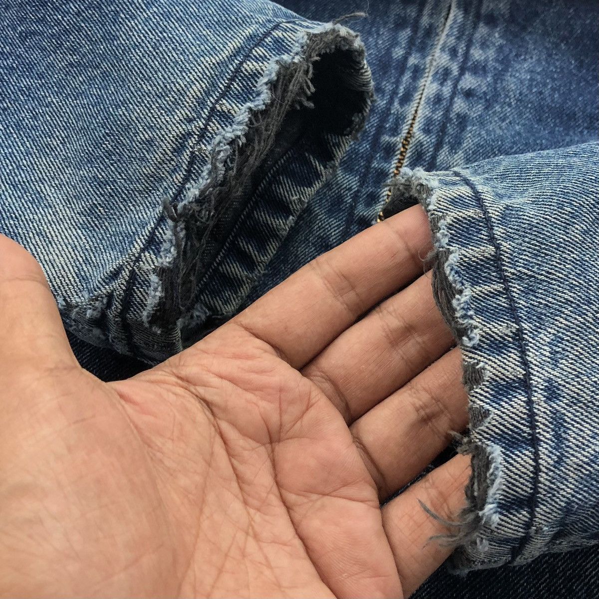 Edwin Vintage Edwin Distressed Denim Chore Work Jacket Size US L / EU 52-54 / 3 - 19 Thumbnail