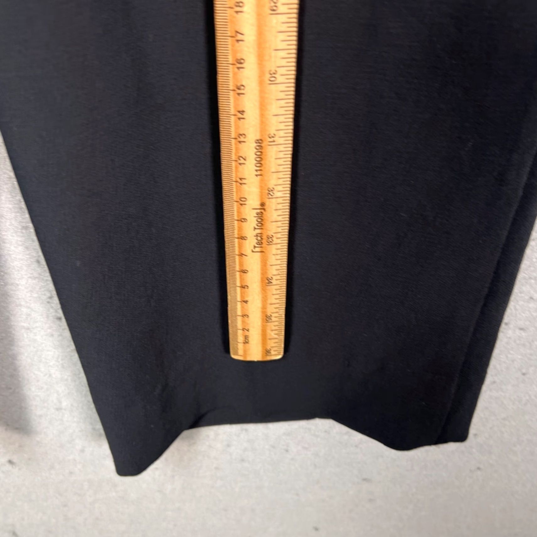 Vintage Wilfred Womens 4 Black Pleated High-Waist Trousers 100% Polyester Pants Dress Pants Women Size 27" / US 4 / IT 40 - 6 Thumbnail