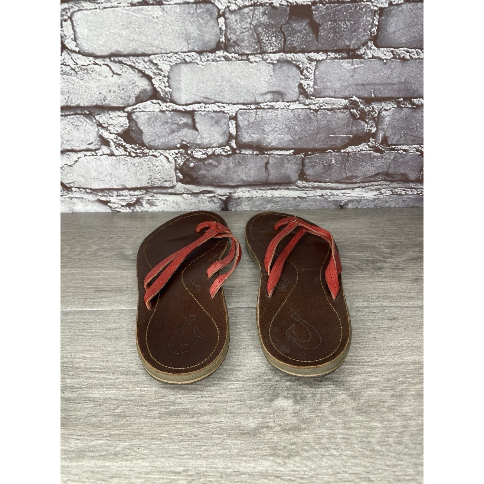 Olukai Olukai U'I-W Red Leather Thong FlipFlop Casual Slide Sandals Size US 8 / IT 38 - 13 Thumbnail