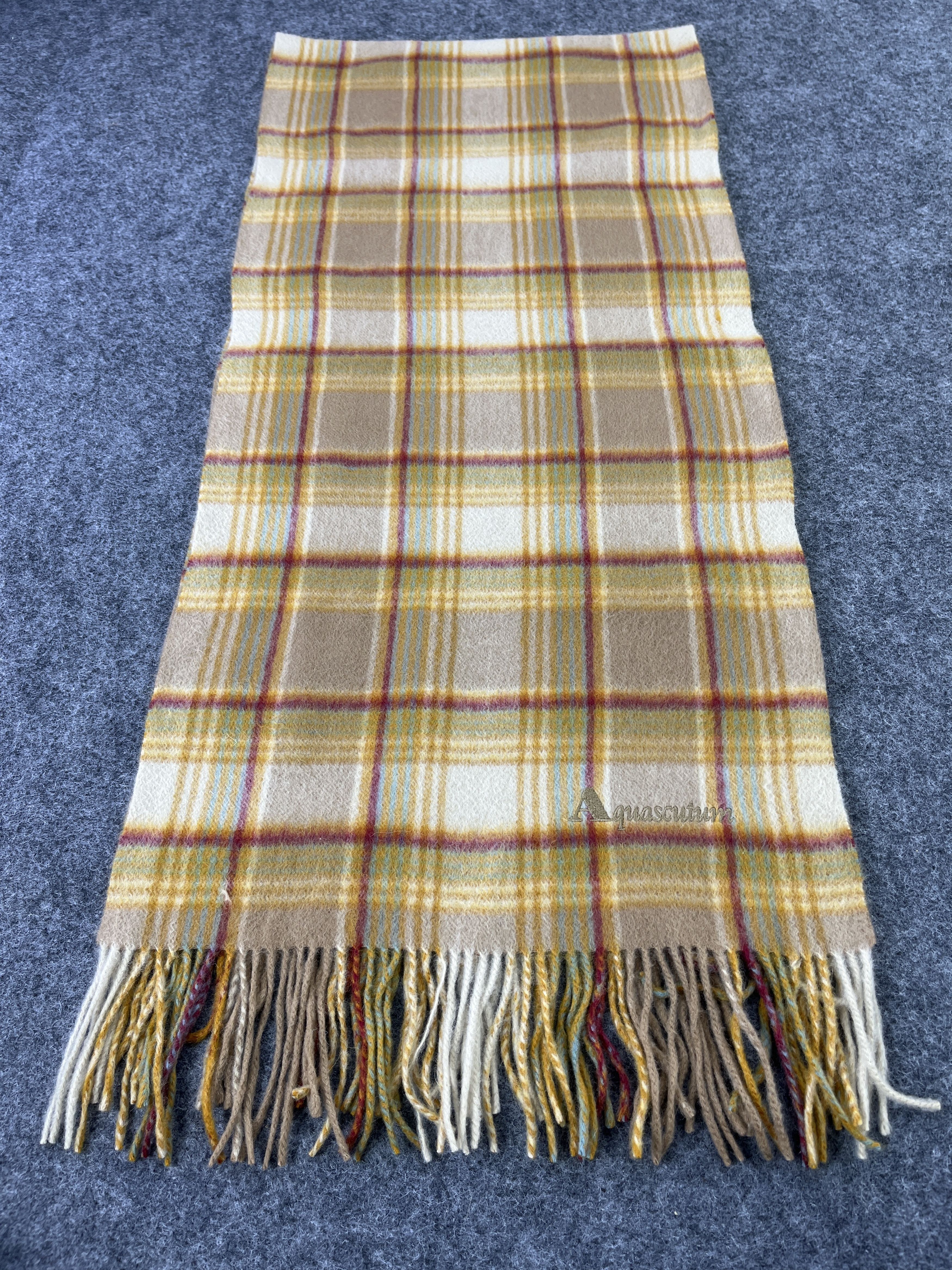 Aquascutum Aquascutum Scarf / Muffler / Neckwear T132 Size ONE SIZE - 1 Thumbnail
