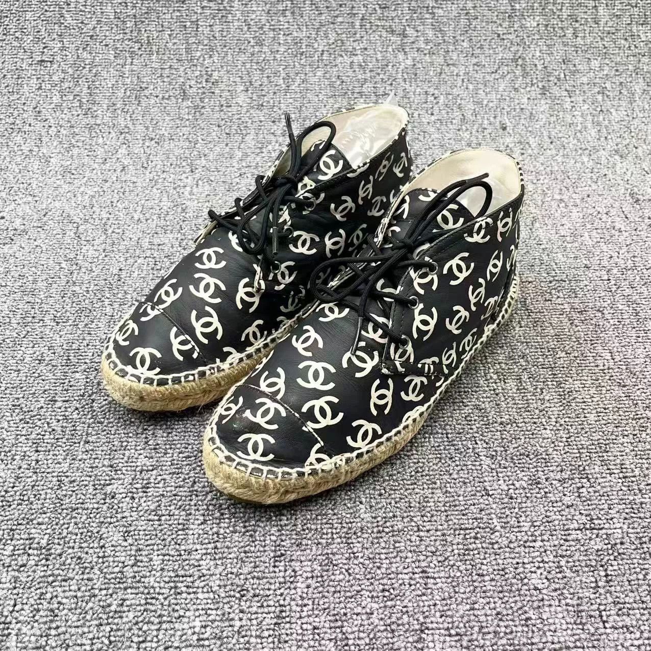Chanel Chanel New Black White CC Straw Fisherman Shoes Size US 6 / IT 36 - 1 Thumbnail