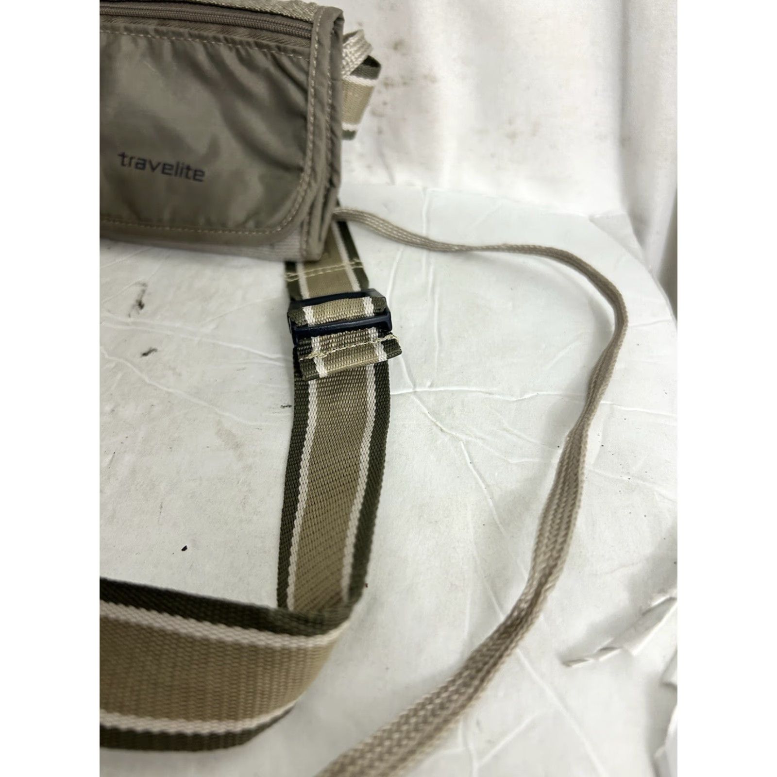 Vintage VINTAGE Travelite Small Crossbody Travel Wallet/purse Gray 5x3.5 Size ONE SIZE - 3 Thumbnail