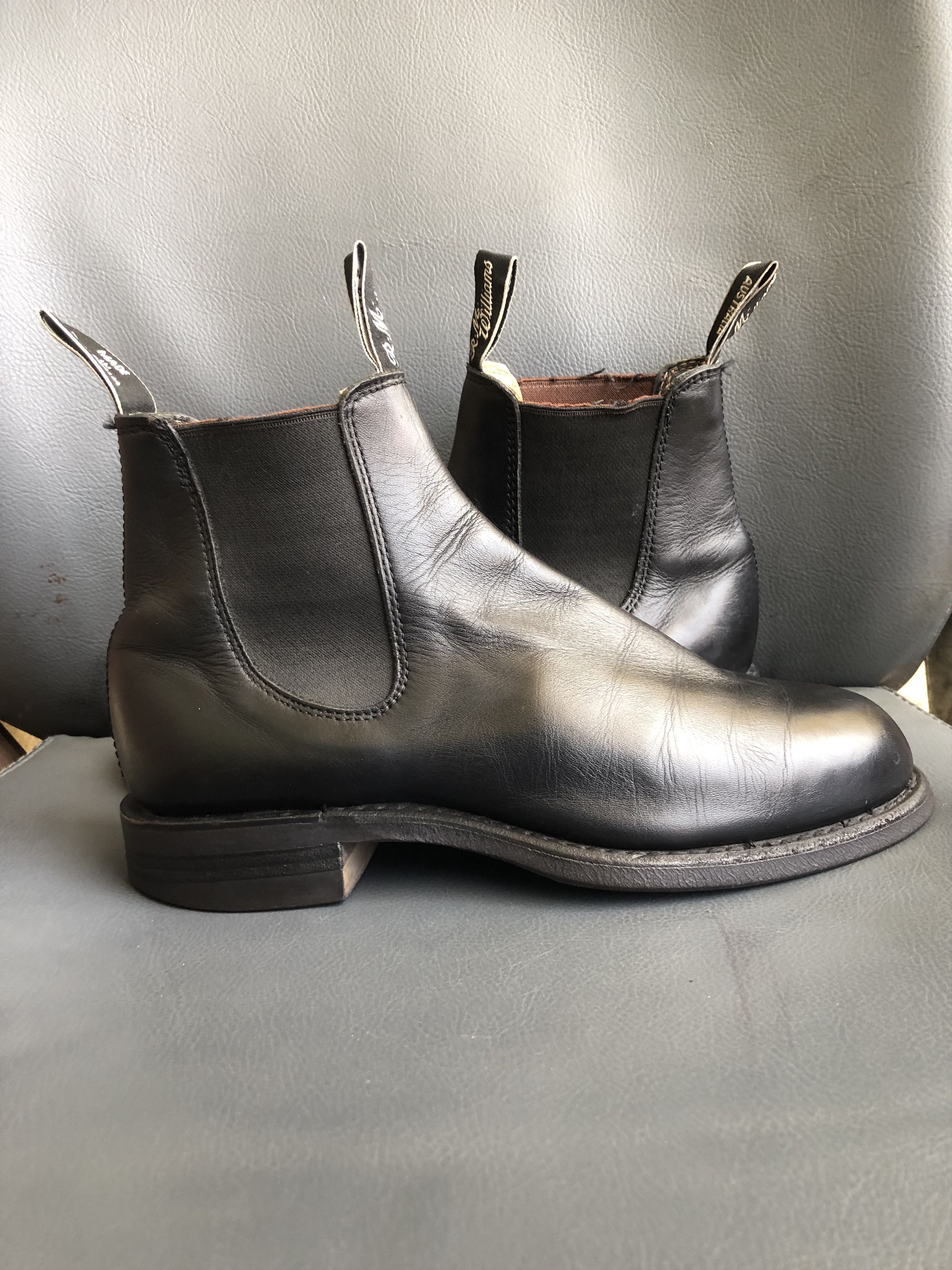 R.M. Williams R.M William’s Black Leather Women’s Chelsea Boot Size 4.5 G Size US 7 / IT 37 - 1 Thumbnail