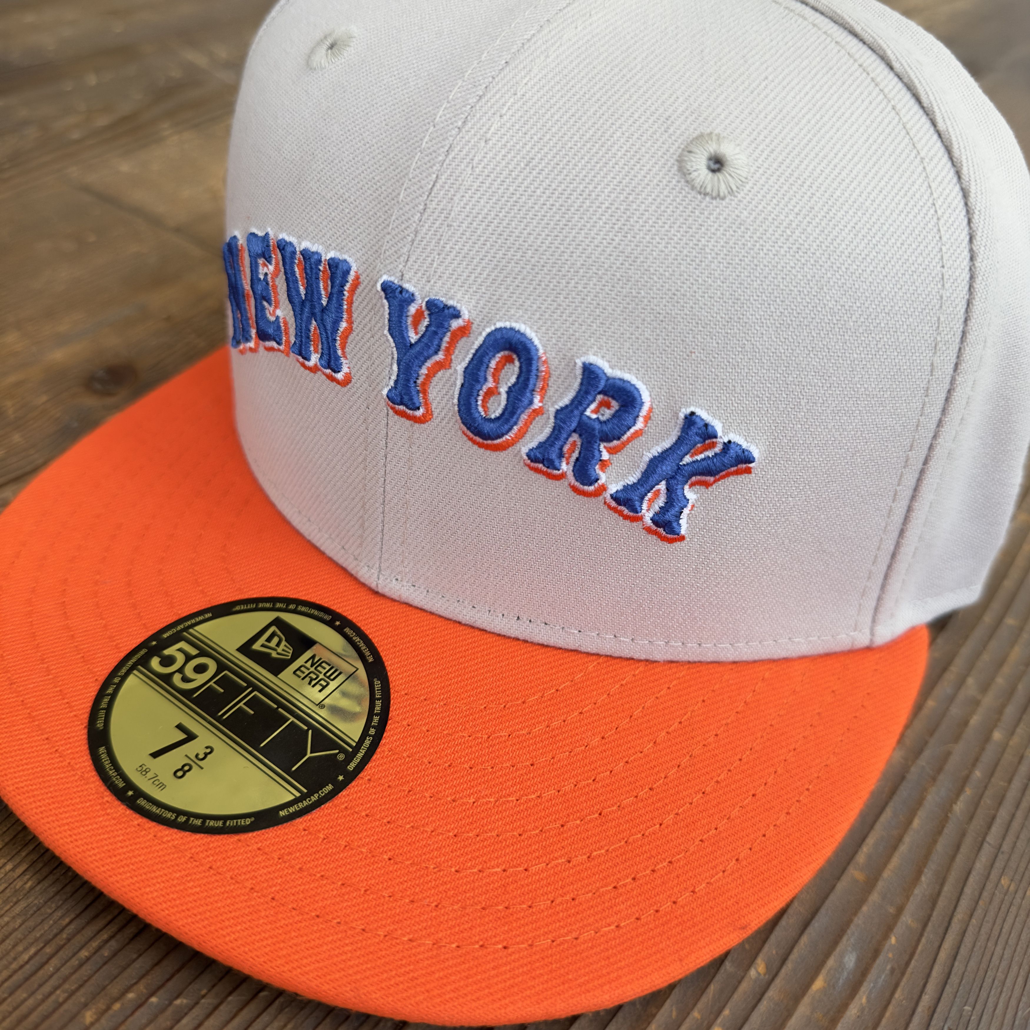 Exclusive New Era 59Fifty New York Mets Hat 7 3/8 Script - Accessories