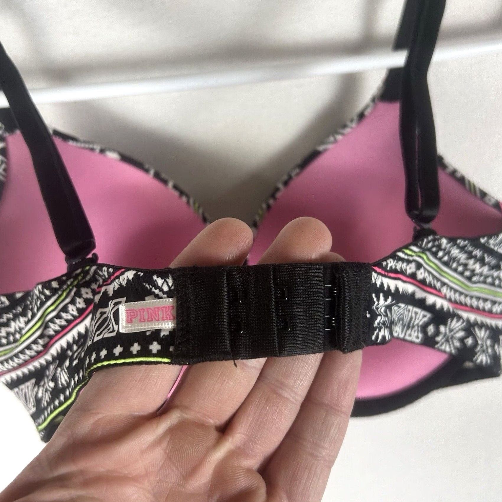 Victoria's Secret Victoria's Secret Pink Wear Everywhere Push Up Bra 34C Striped Grey Ladies Handle Vintage No Sculpted Underwire Adjustable Hook & Eye Size ONE SIZE - 5 Thumbnail