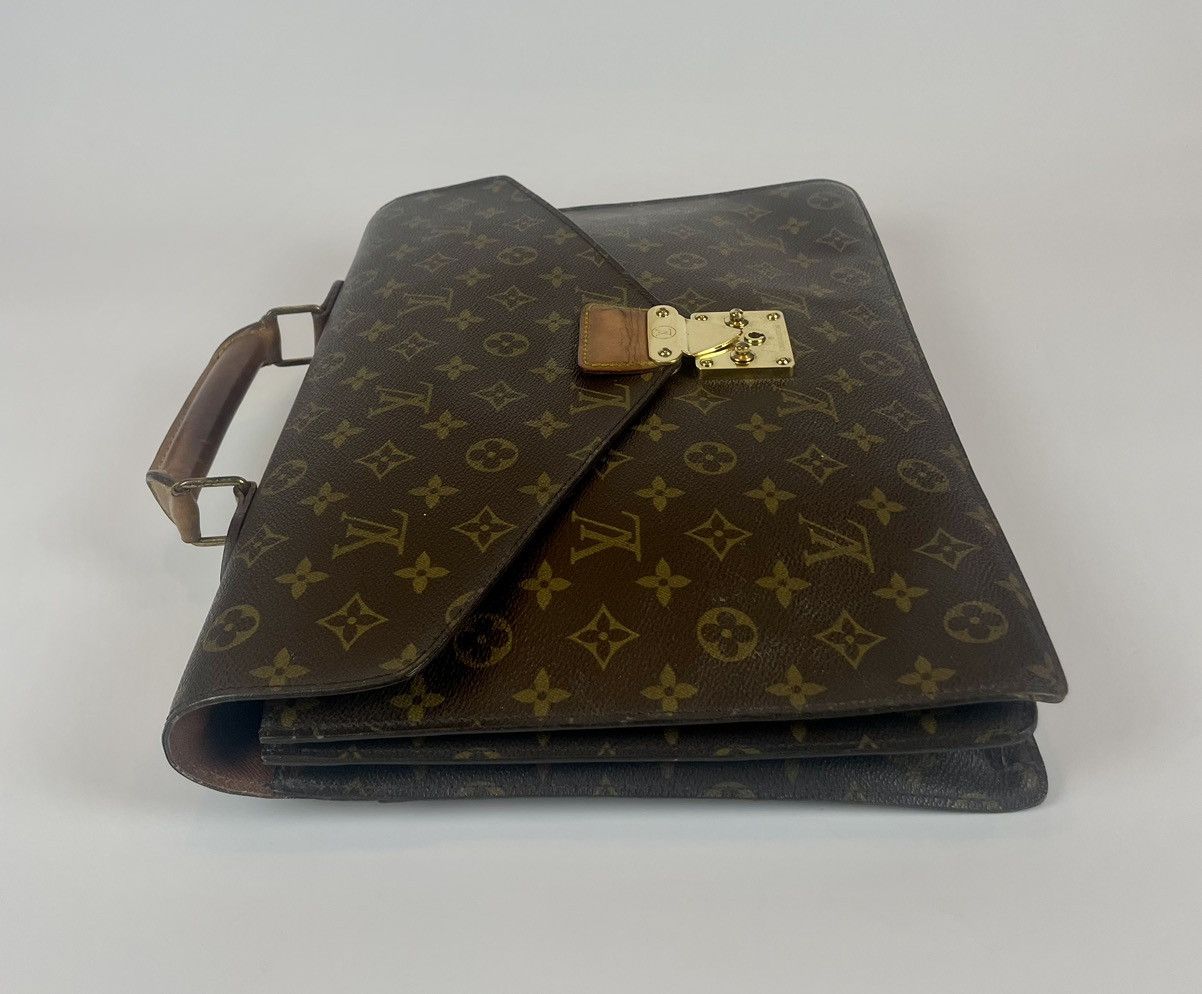 Louis Vuitton Louis Vuitton Serviette Conseiller Size ONE SIZE - 3 Thumbnail