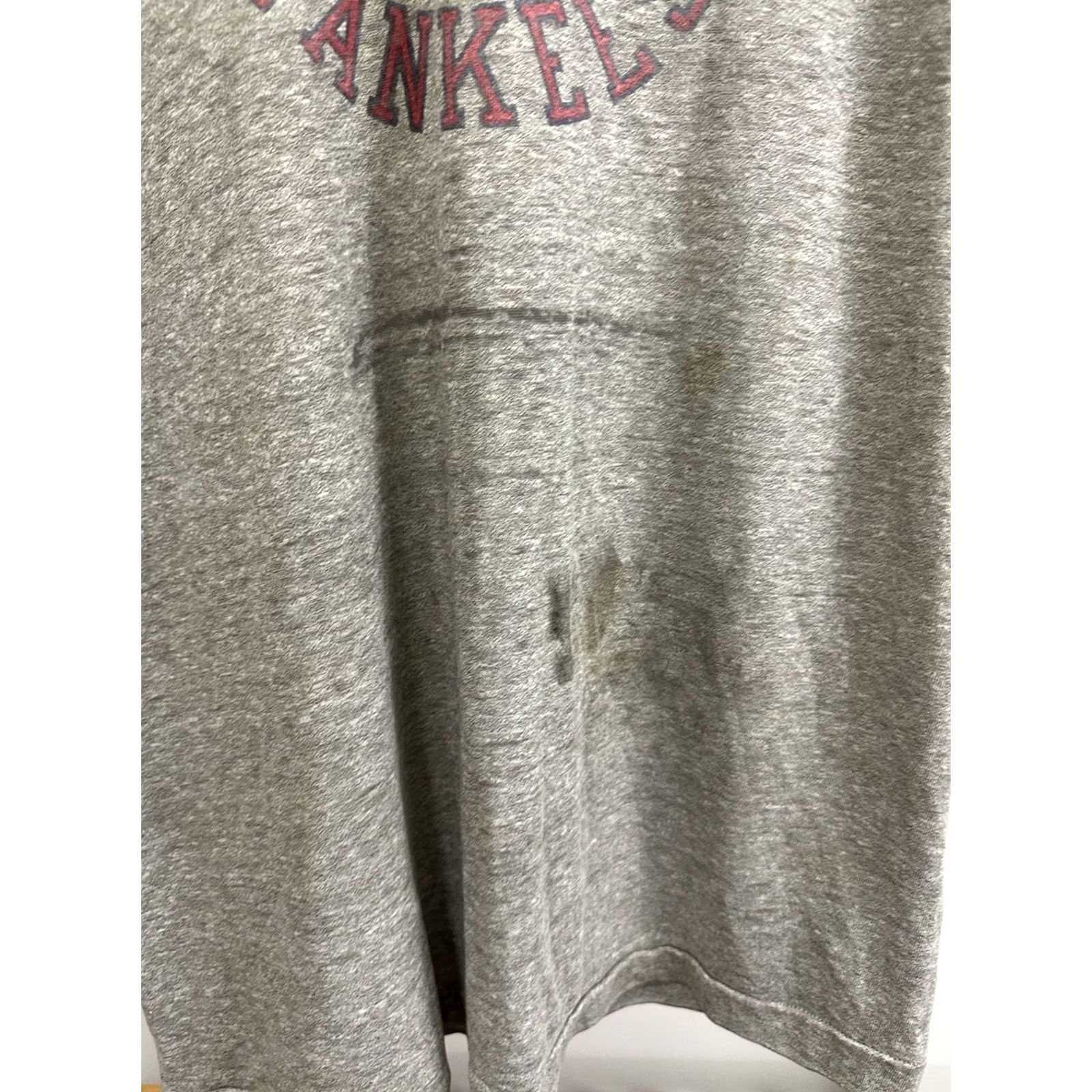 Champion VTG 80S New York Yankees MLB Paper Thin Burnout Worn 50/50 Gray T-Shirt XL Mens Camaro Size US XL / EU 56 / 4 - 6 Thumbnail