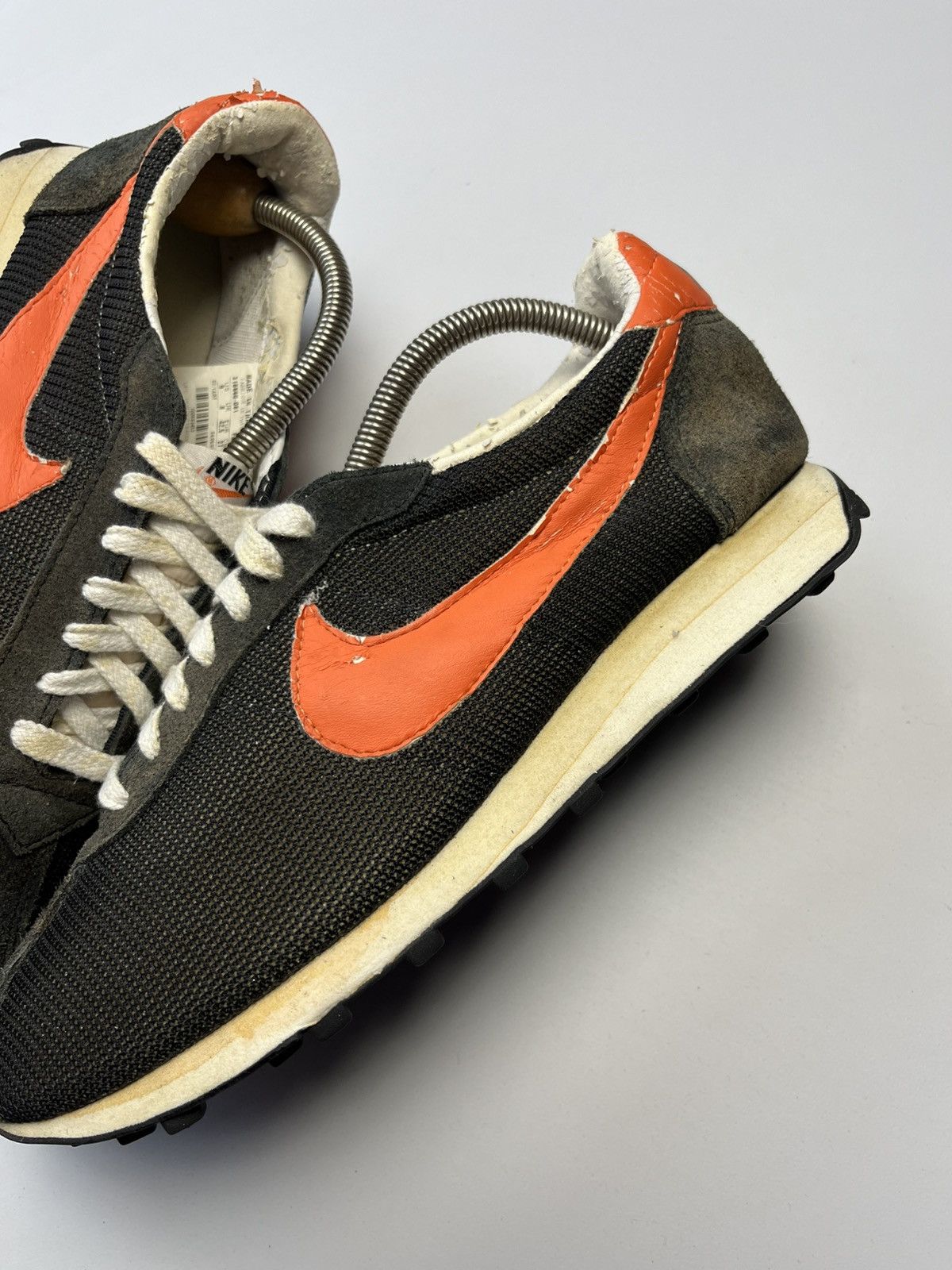 Nike Nike Vintage Waffle Racer 2007 Black Orange Size US 9 Size US 9 / EU 42 - 6 Thumbnail