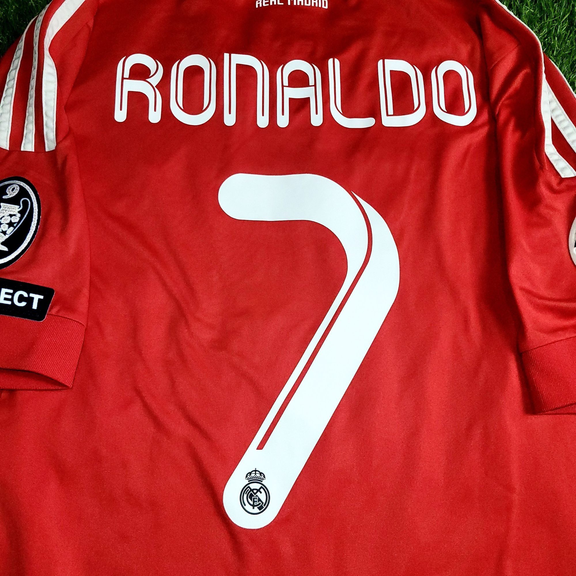 Adidas Ronaldo Real Madrid UEFA 2011 2012 Third Soccer Jersey M Size US M / EU 48-50 / 2 - 4 Thumbnail