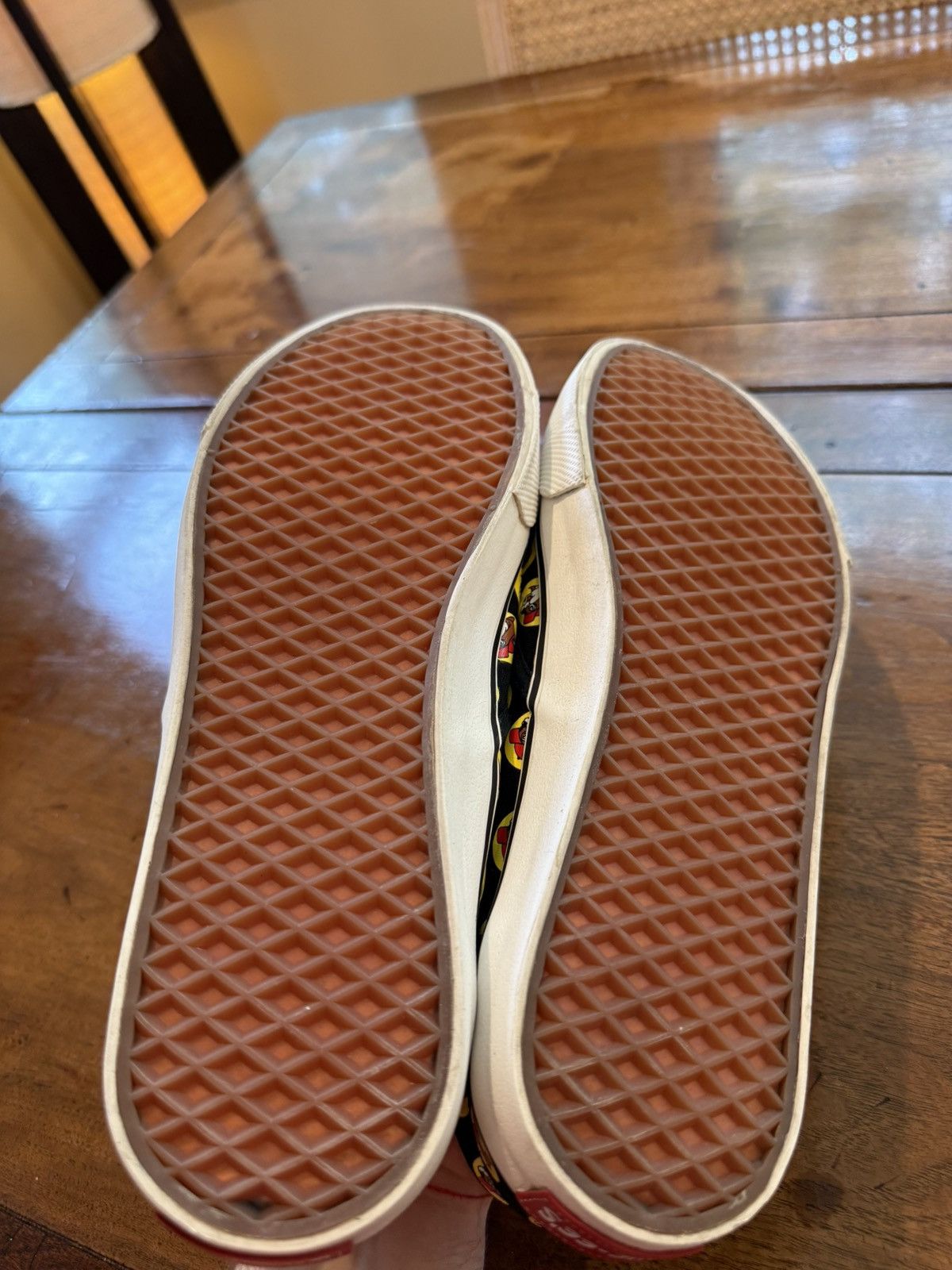 Other Bucees Buc-ee’s slip on yellow beaver Size US 11 / EU 44 - 4 Thumbnail