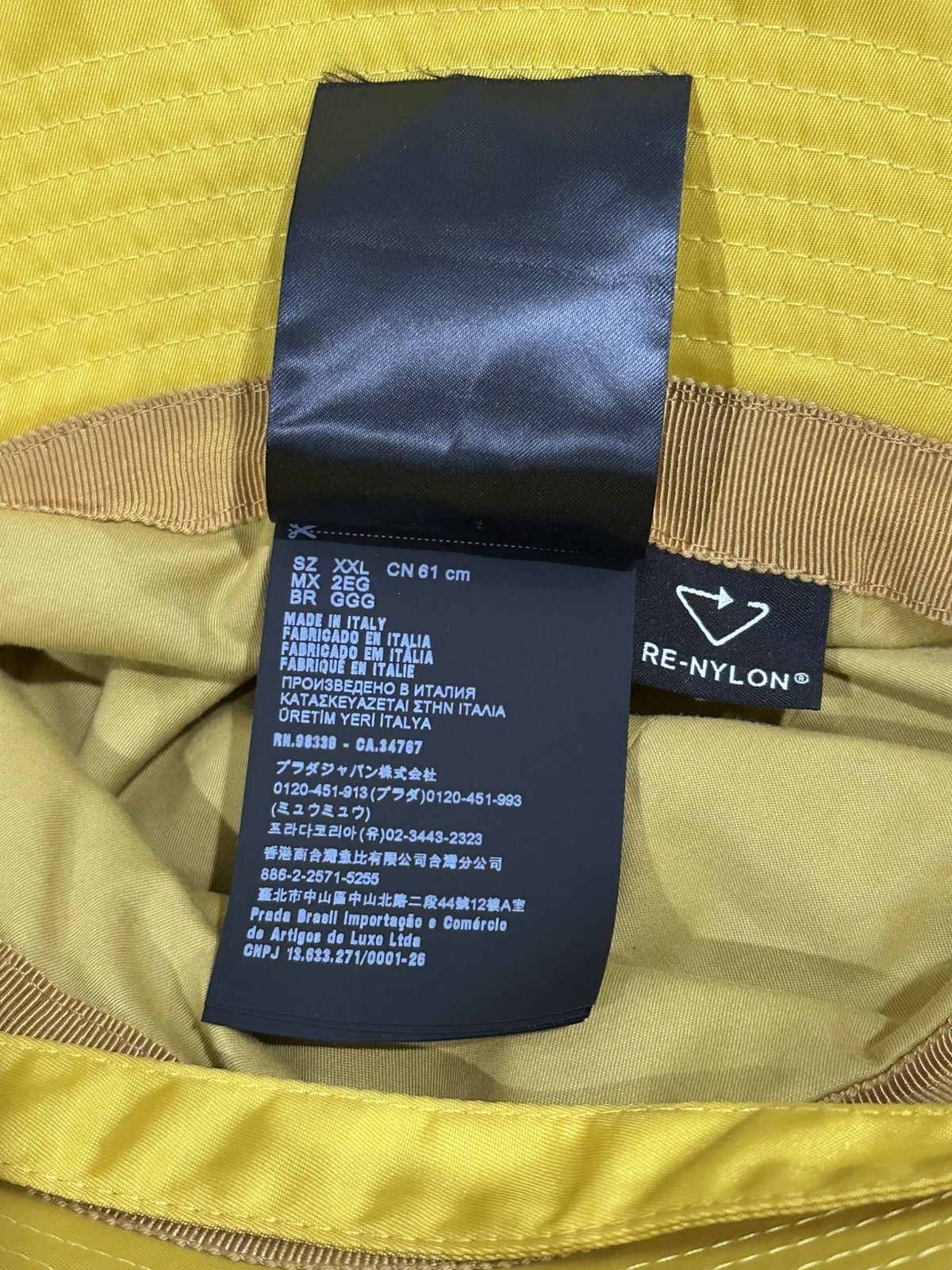 Prada Prada Yellow Re-Nylon Triangle Pouch Logo Bucket Hat Size ONE SIZE - 11 Thumbnail