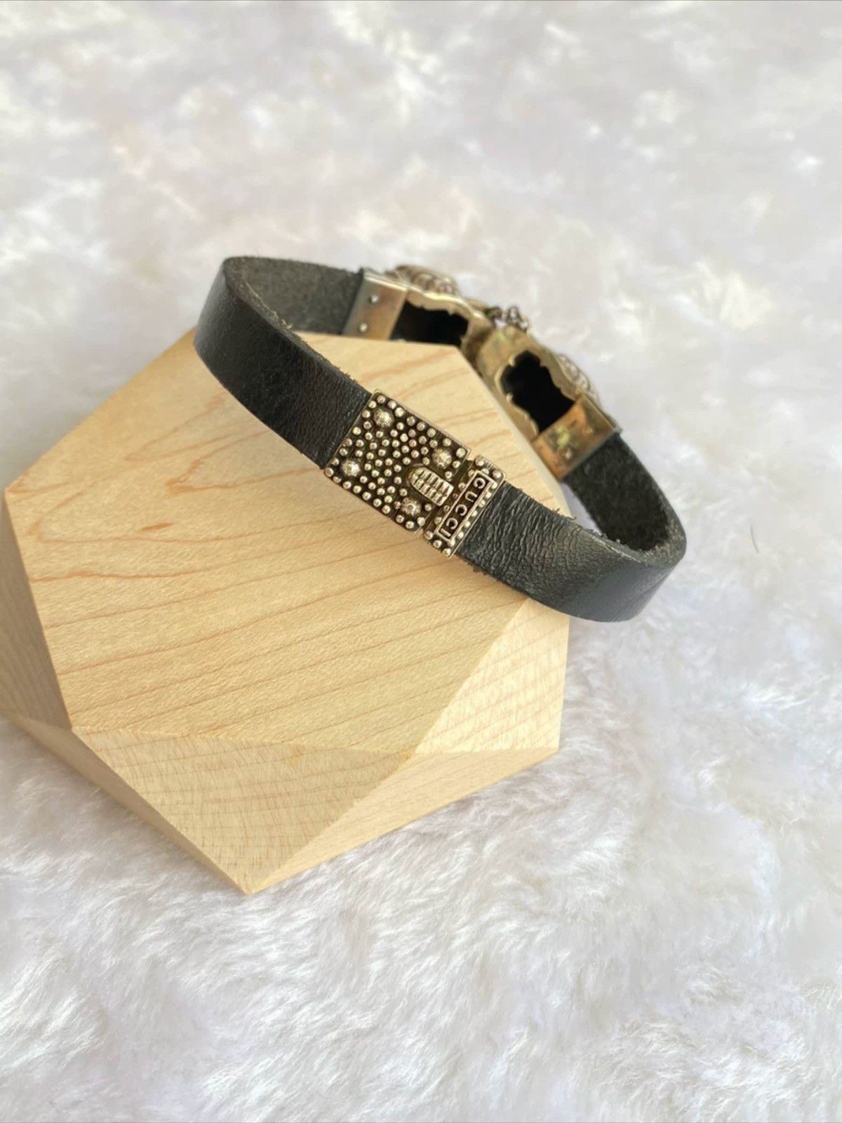 Gucci Gucci Tiger Head Bracelet Size ONE SIZE - 3 Thumbnail