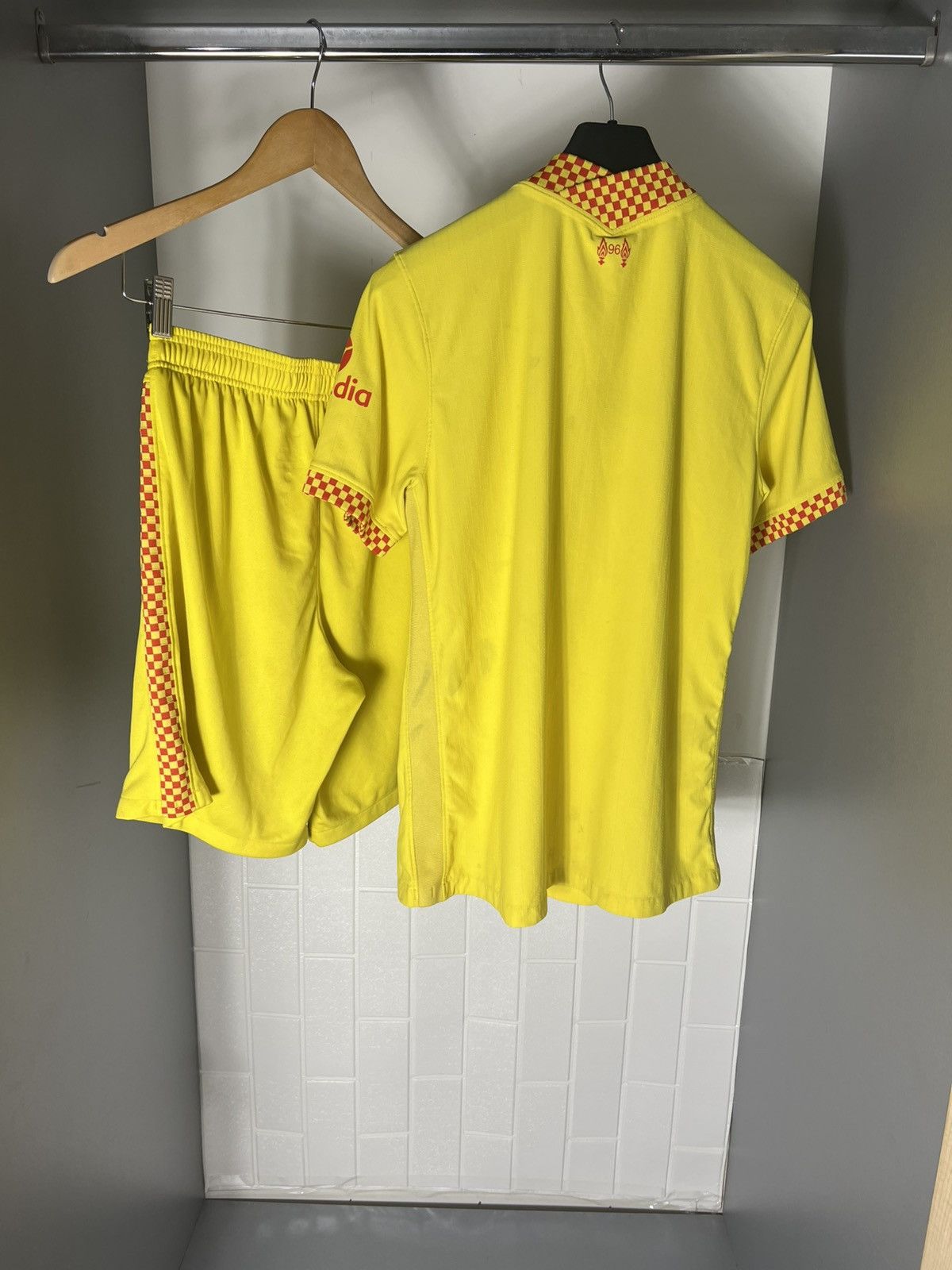 Nike × Vintage VERY RARE NIKE FC LIVERPOOL ENGLAND SOCCER JERSEY BLOKECORE Size US M / EU 48-50 / 2 - 7 Thumbnail